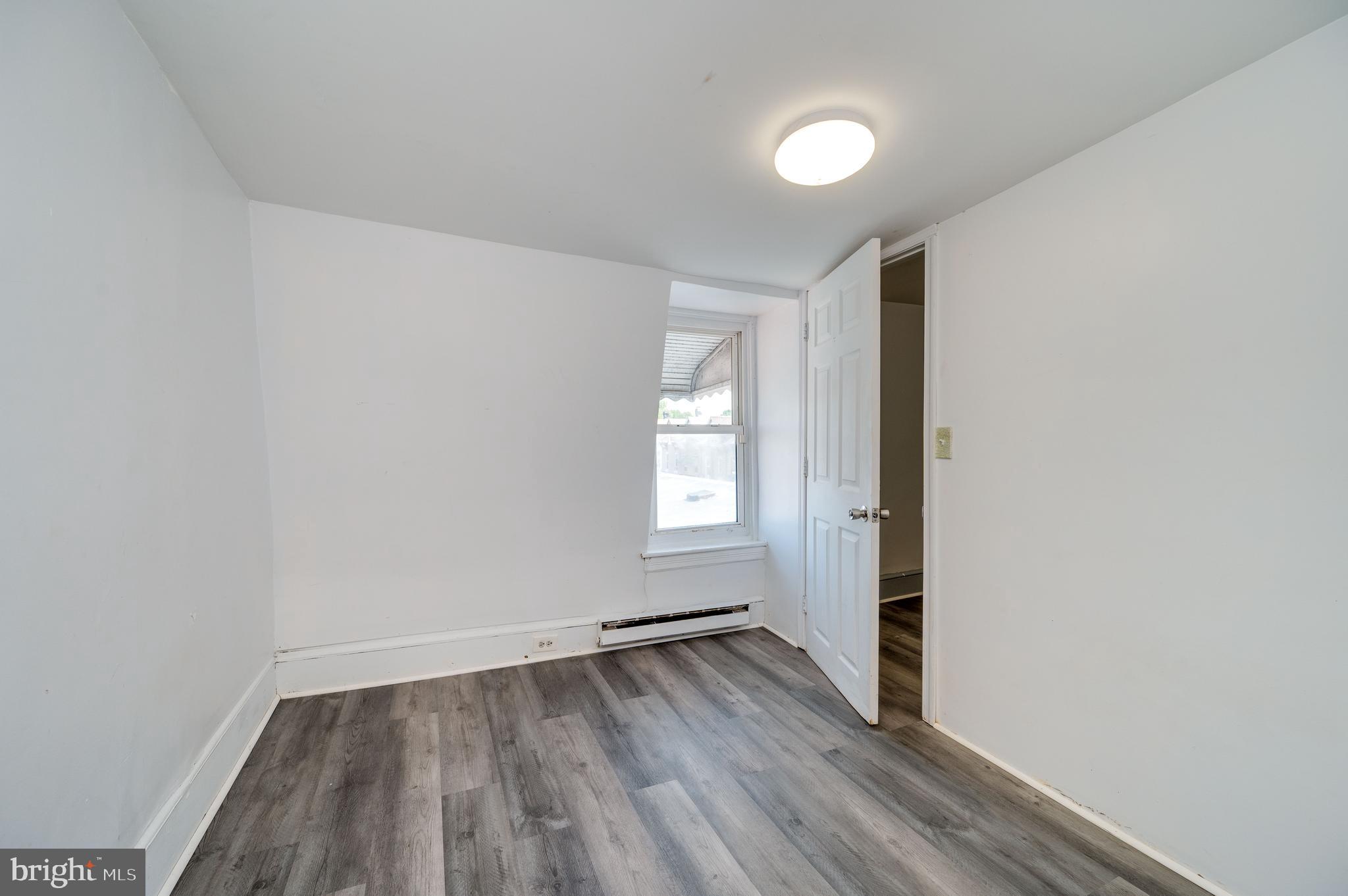NORTHWEST READING - Residential