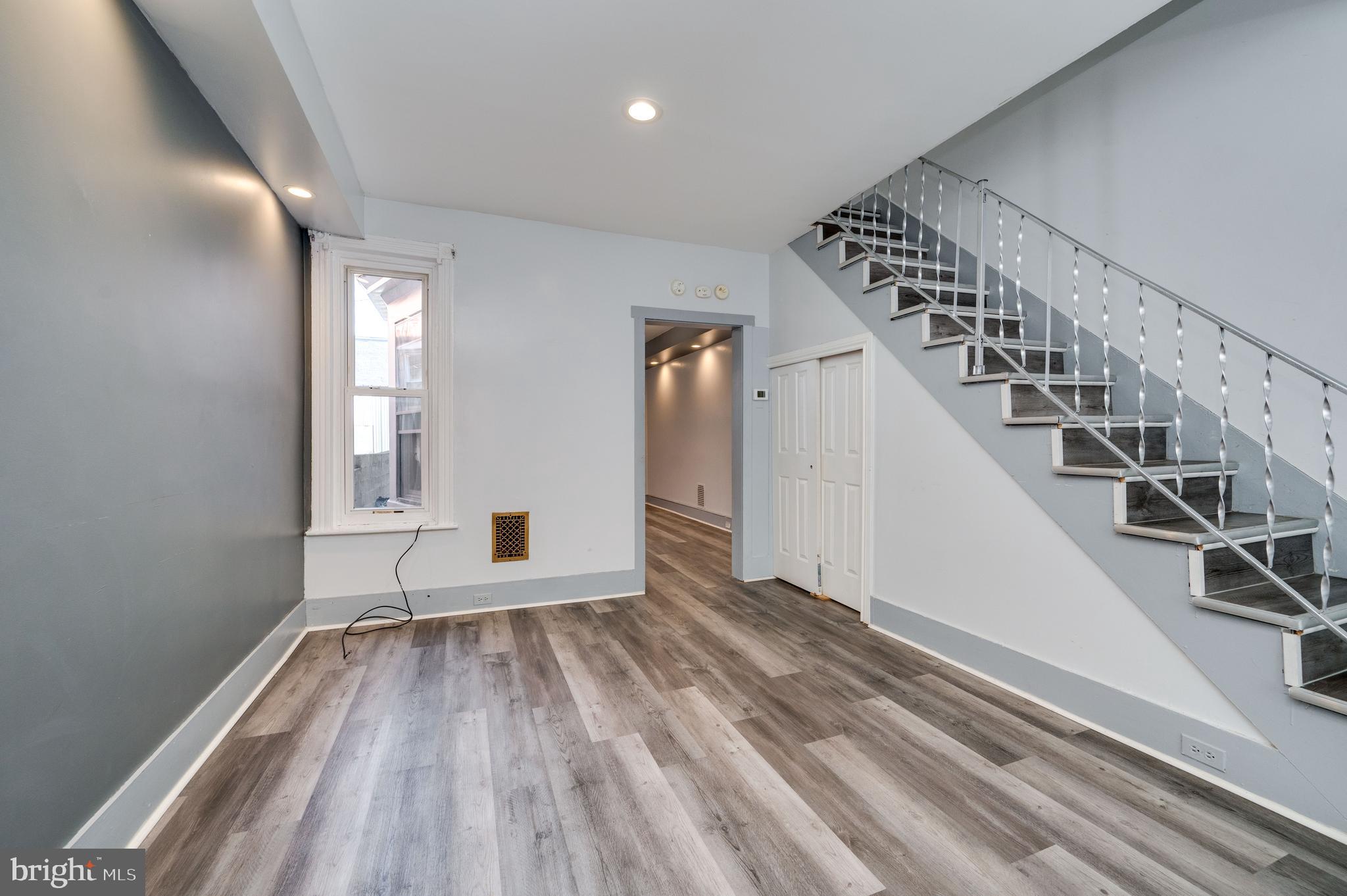 NORTHWEST READING - Residential