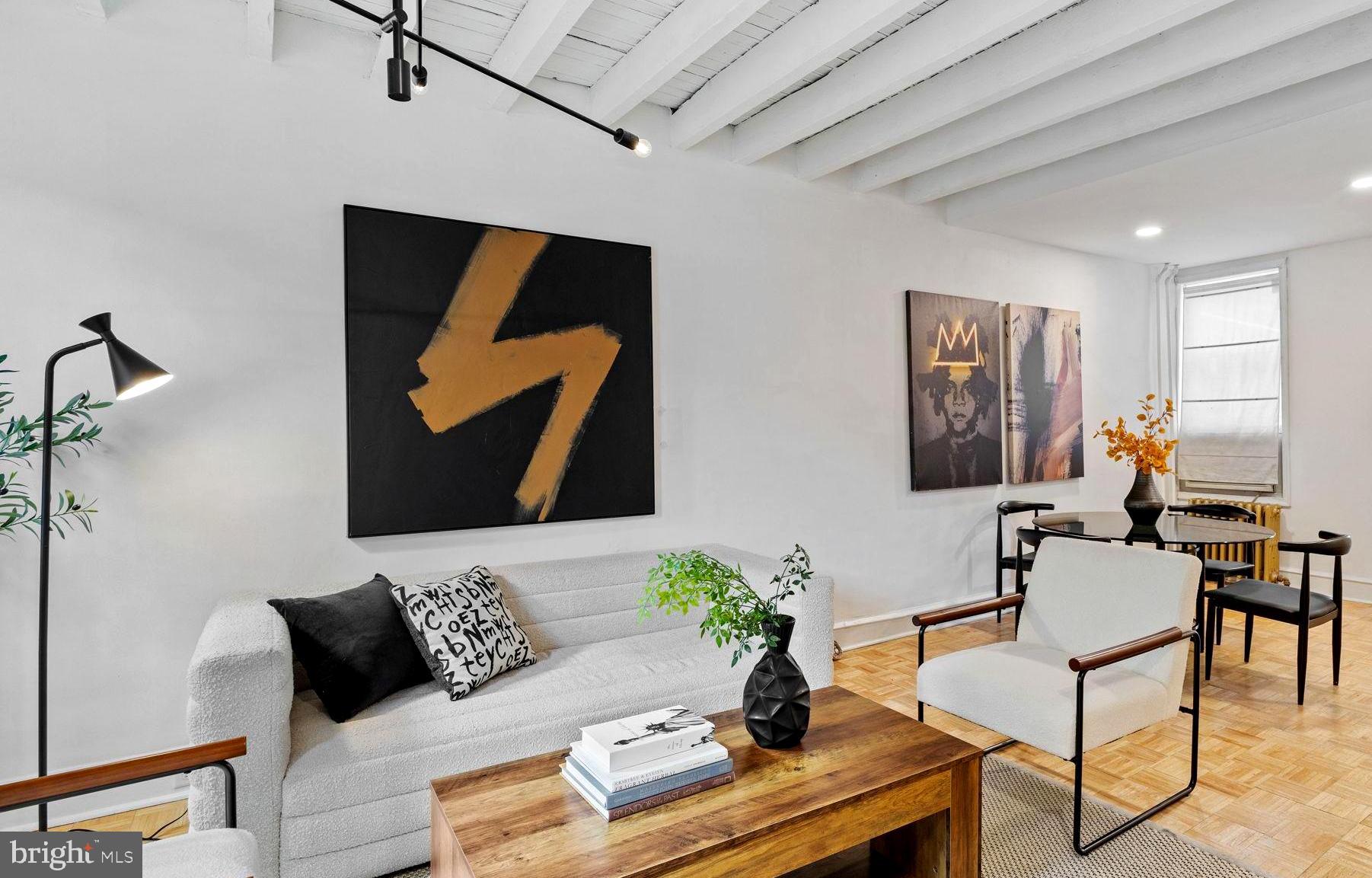 PORT RICHMOND - Residential