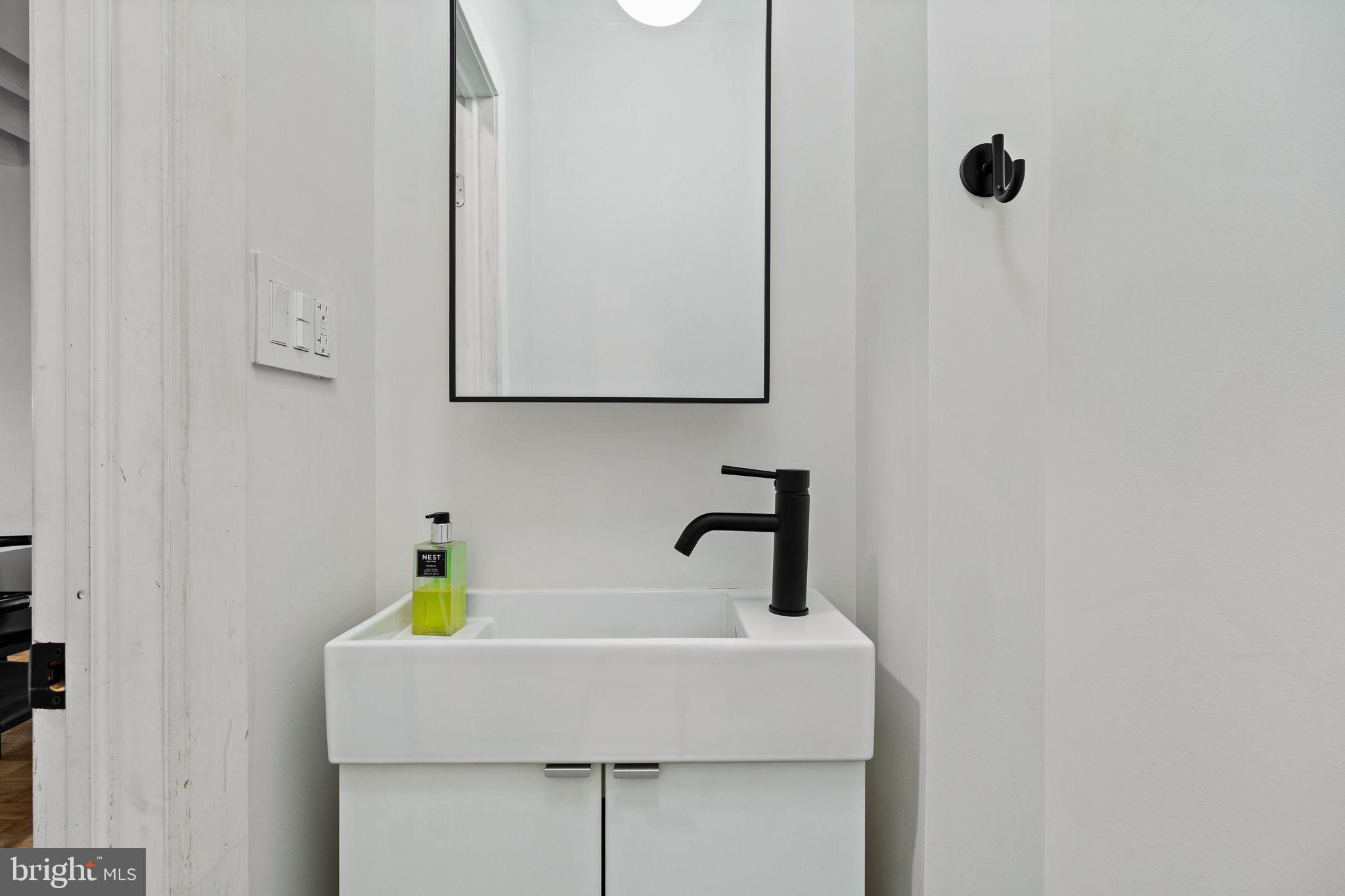 PORT RICHMOND - Residential