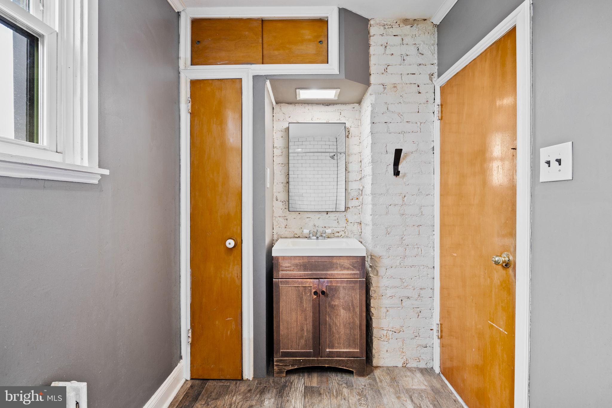 PORT RICHMOND - Residential