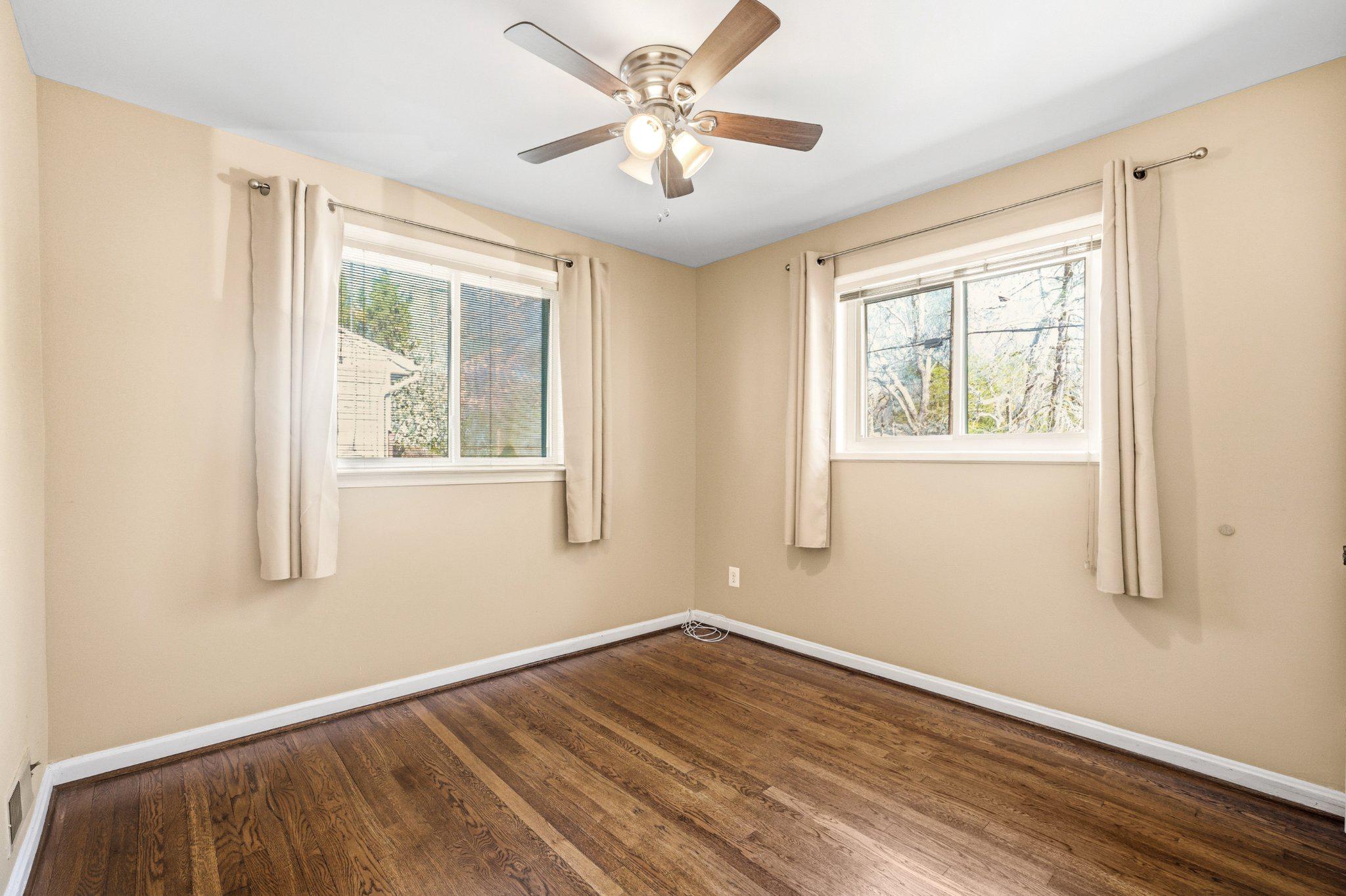 LYNFIELD - Residential