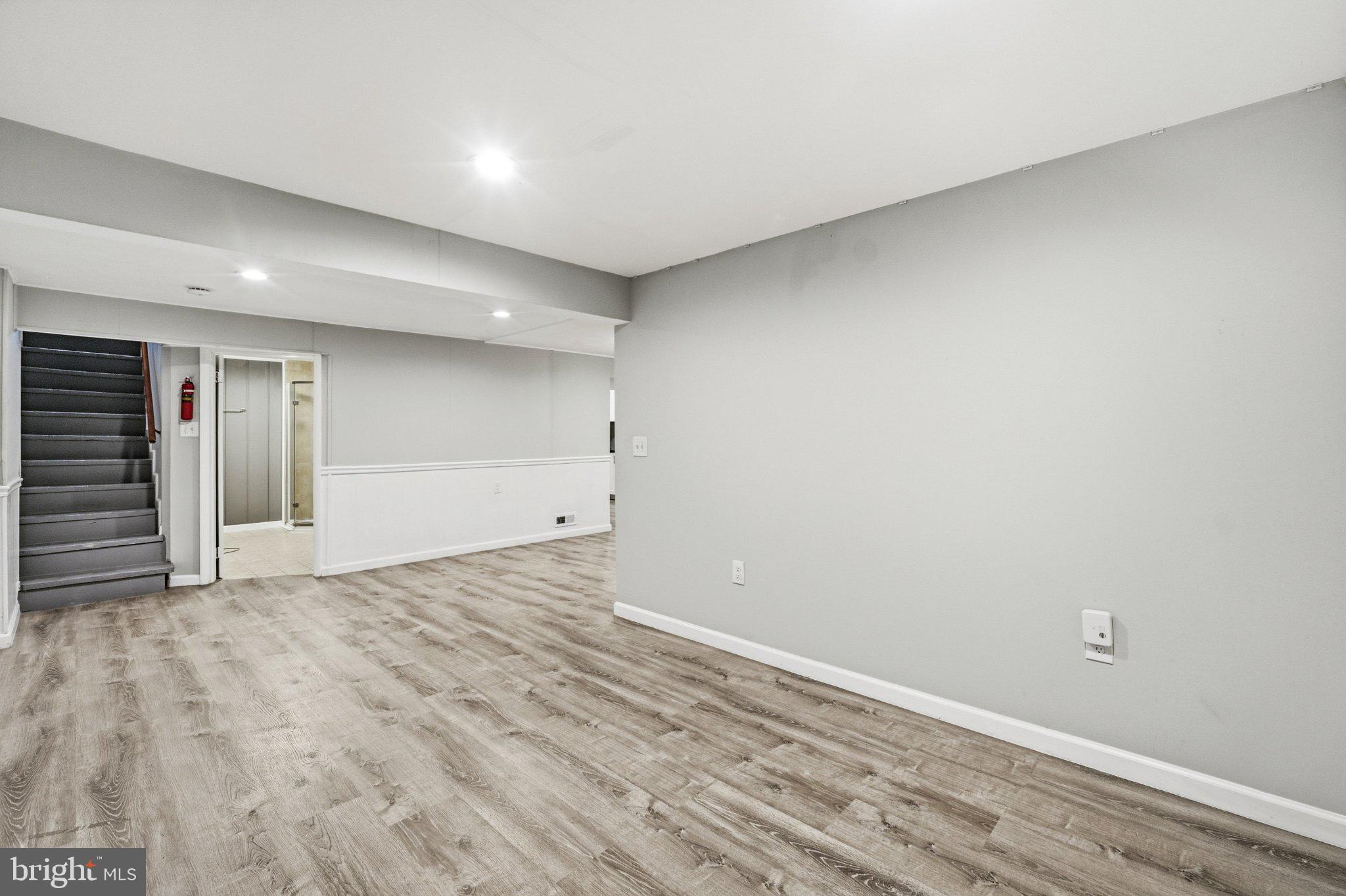 LYNFIELD - Residential