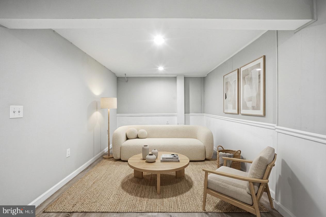 LYNFIELD - Residential