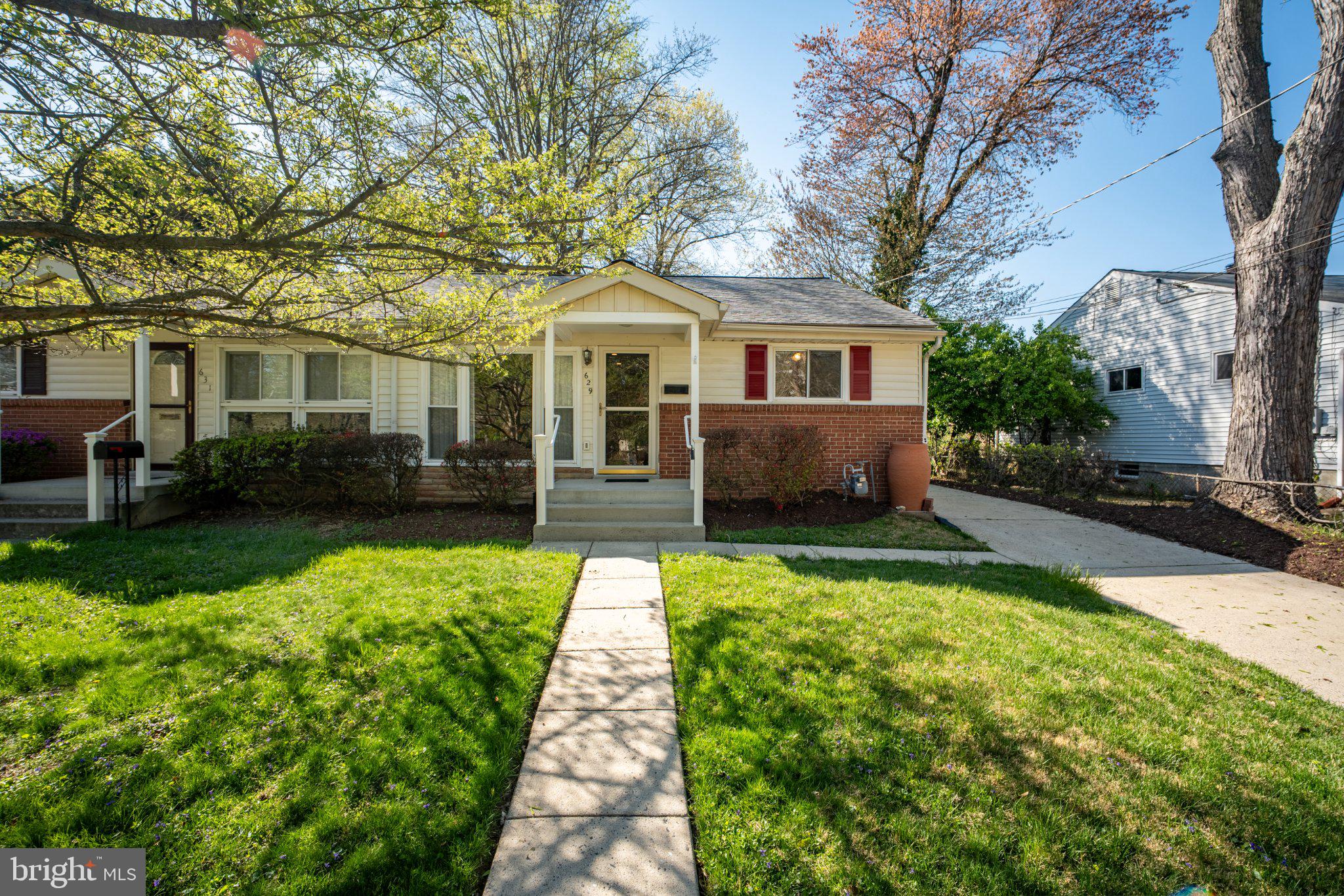 LYNFIELD - Residential