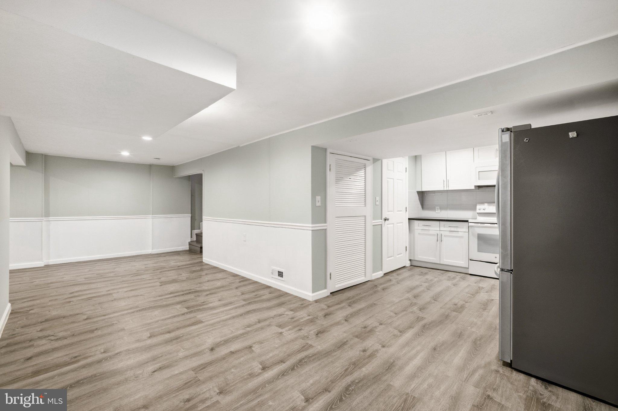 LYNFIELD - Residential