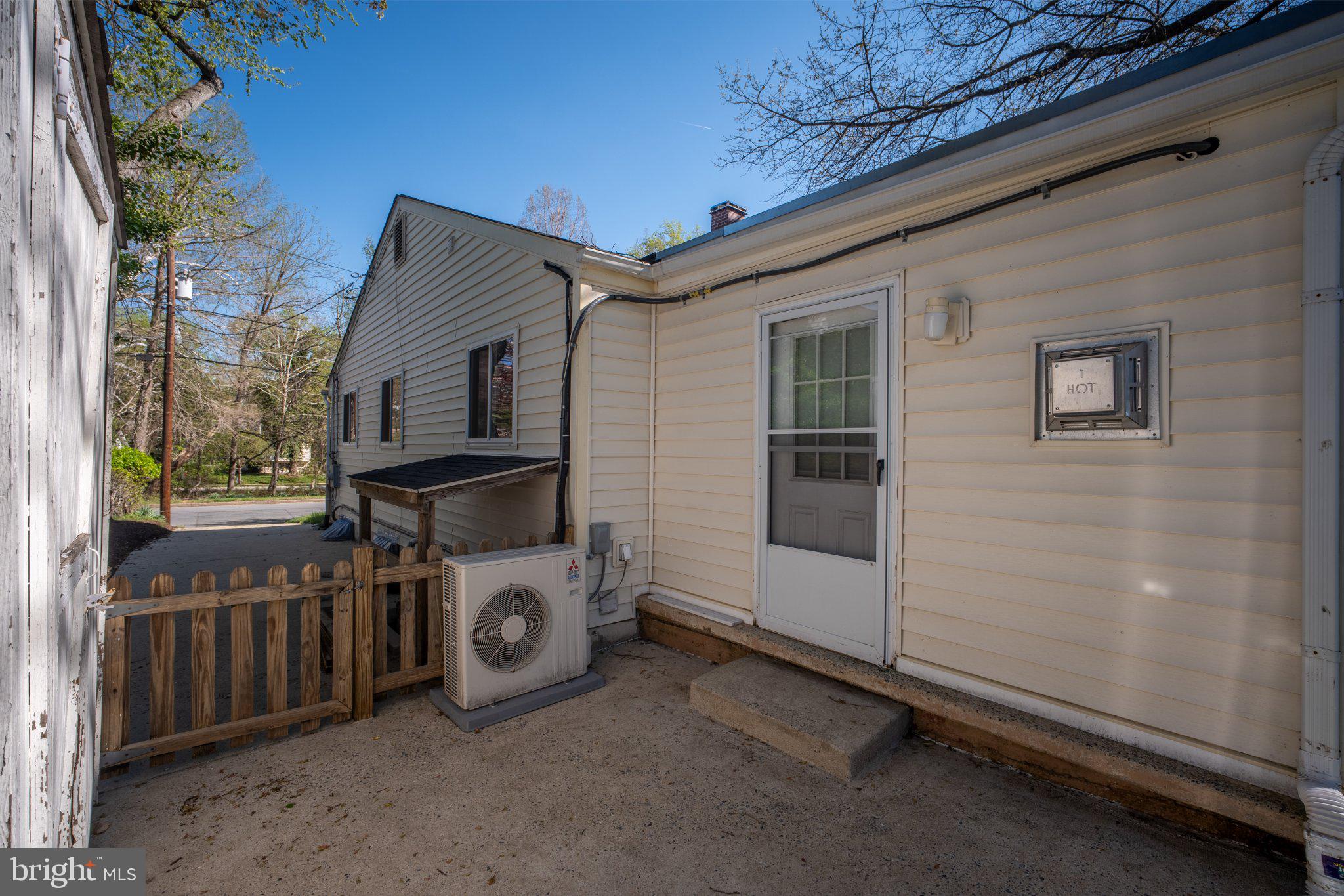 LYNFIELD - Residential