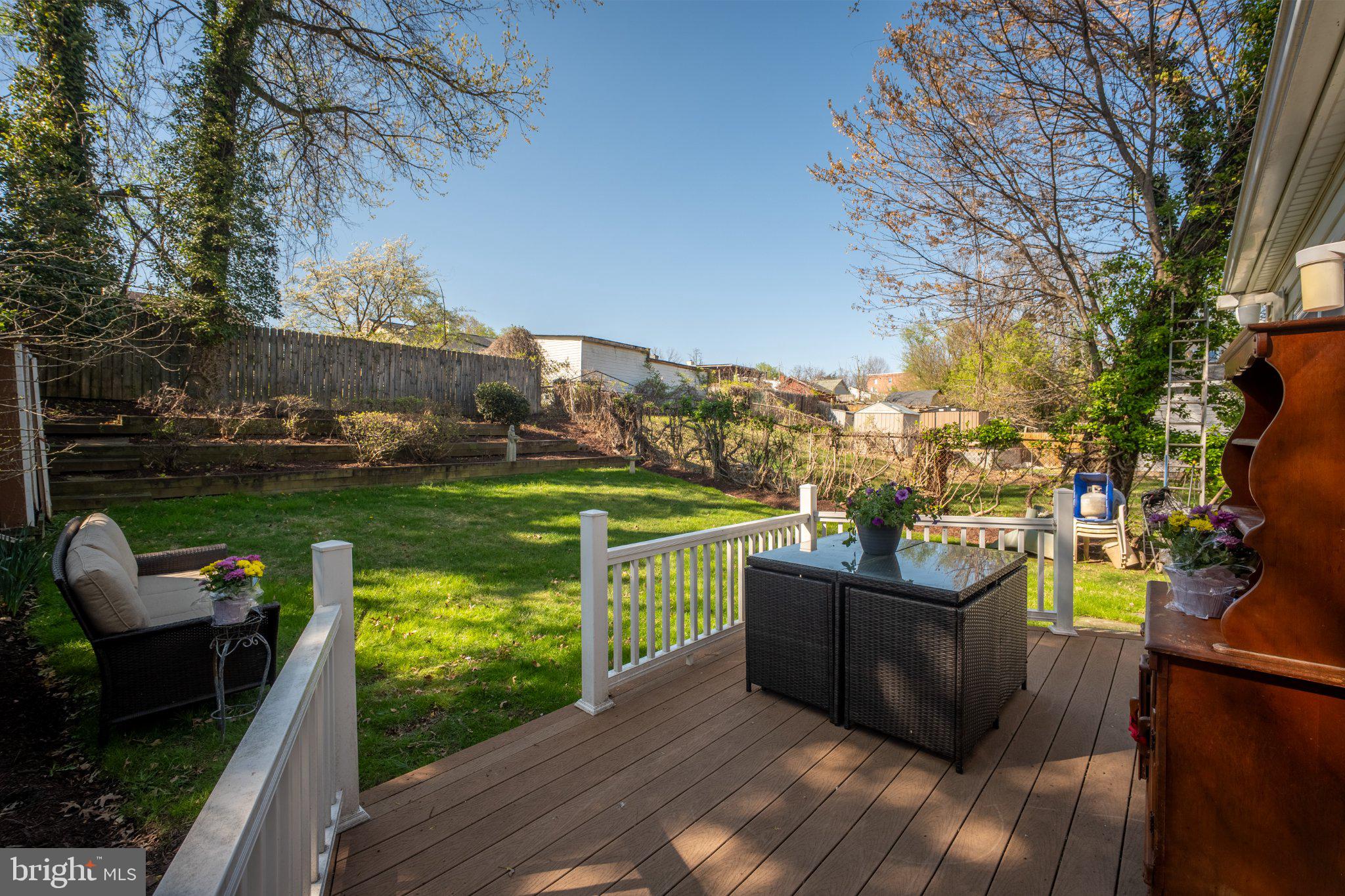 LYNFIELD - Residential