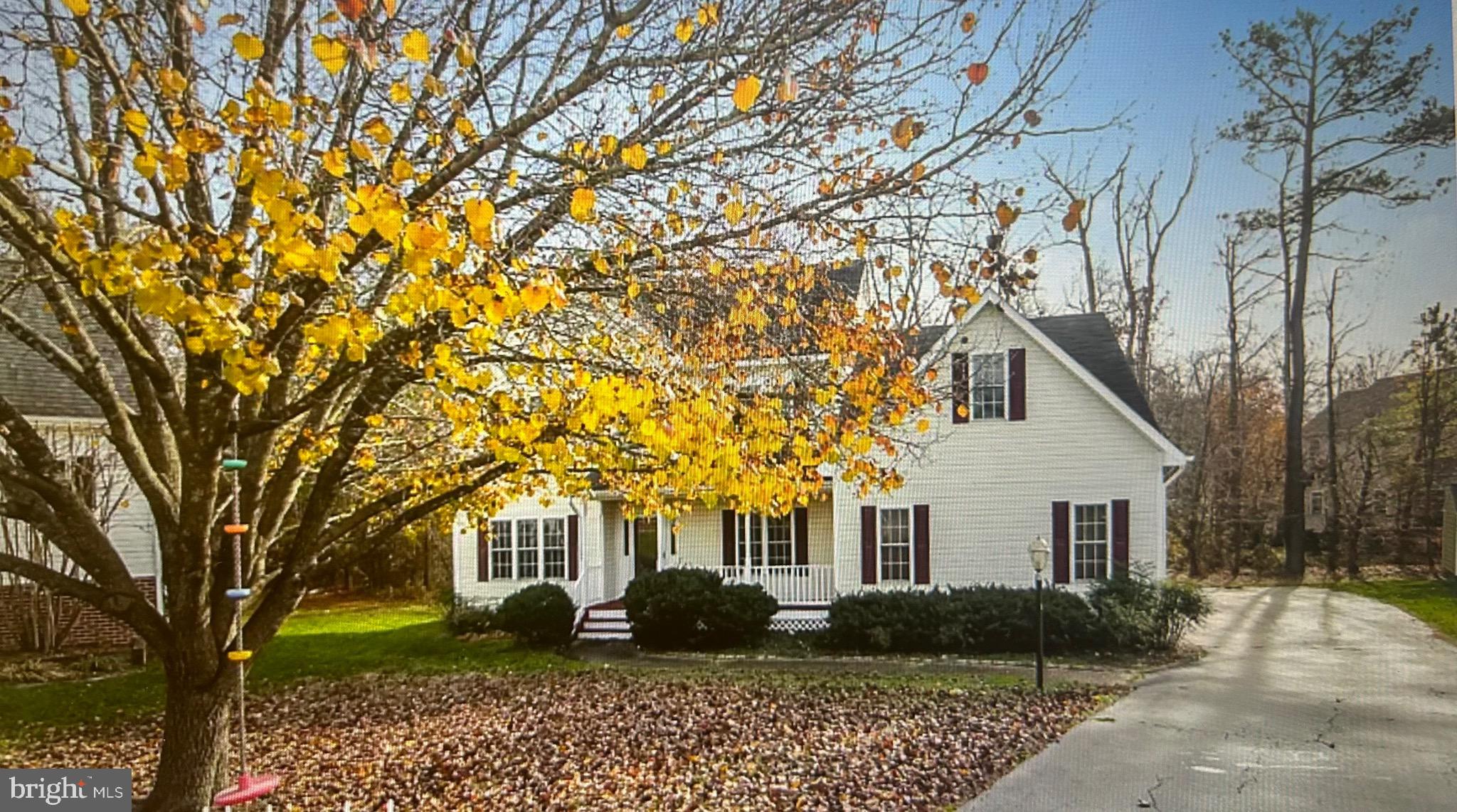 OLD HUNDRED MILL - Residential Lease