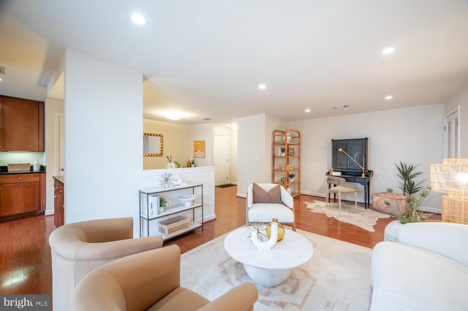 4113 S FOUR MILE RUN DRIVE 404