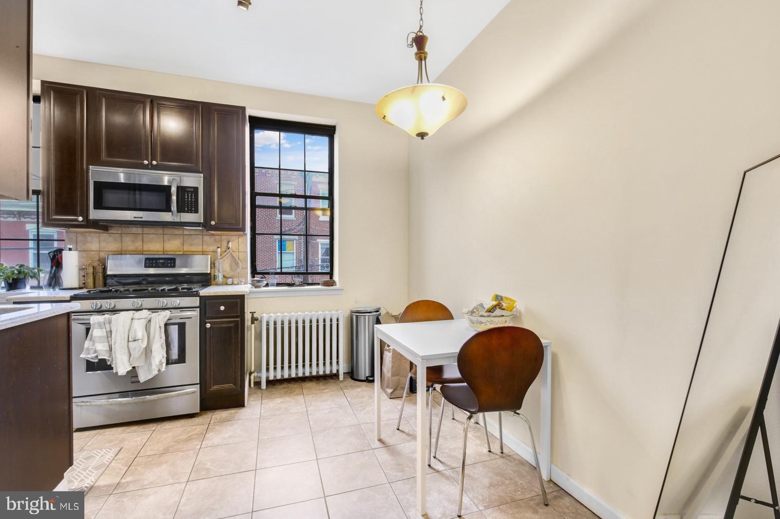 GRADUATE HOSPITAL - Residential Lease