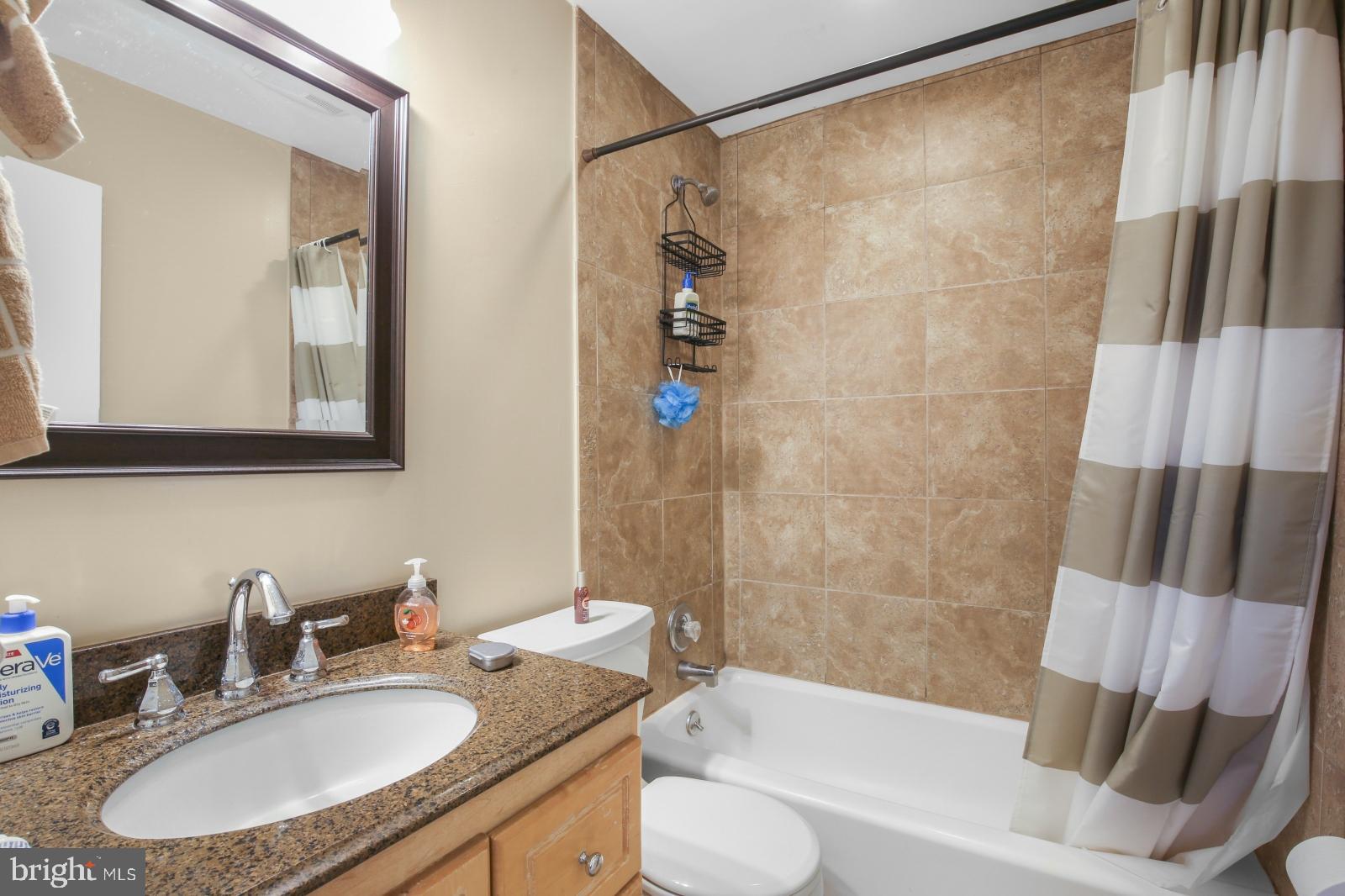 GRADUATE HOSPITAL - Residential Lease