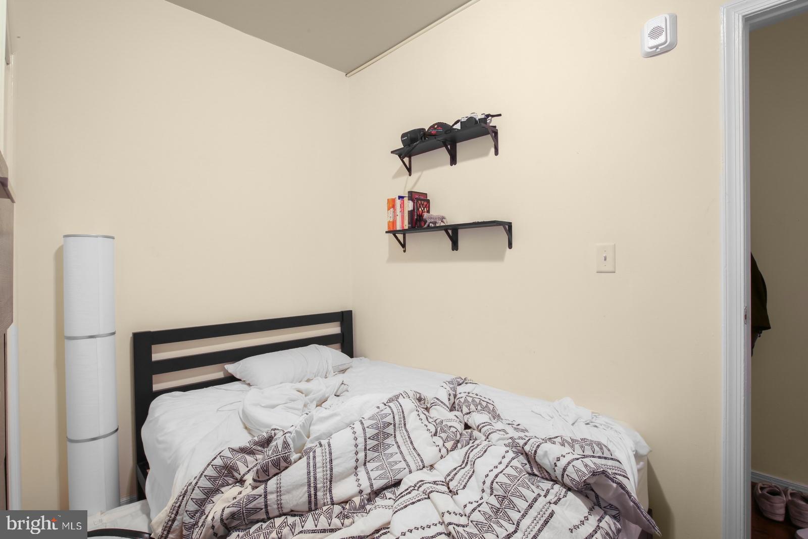 GRADUATE HOSPITAL - Residential Lease