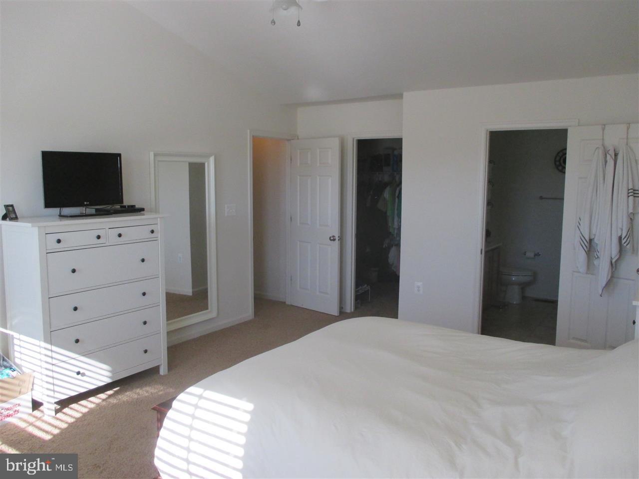 FARM LANE ESTATES - Residential