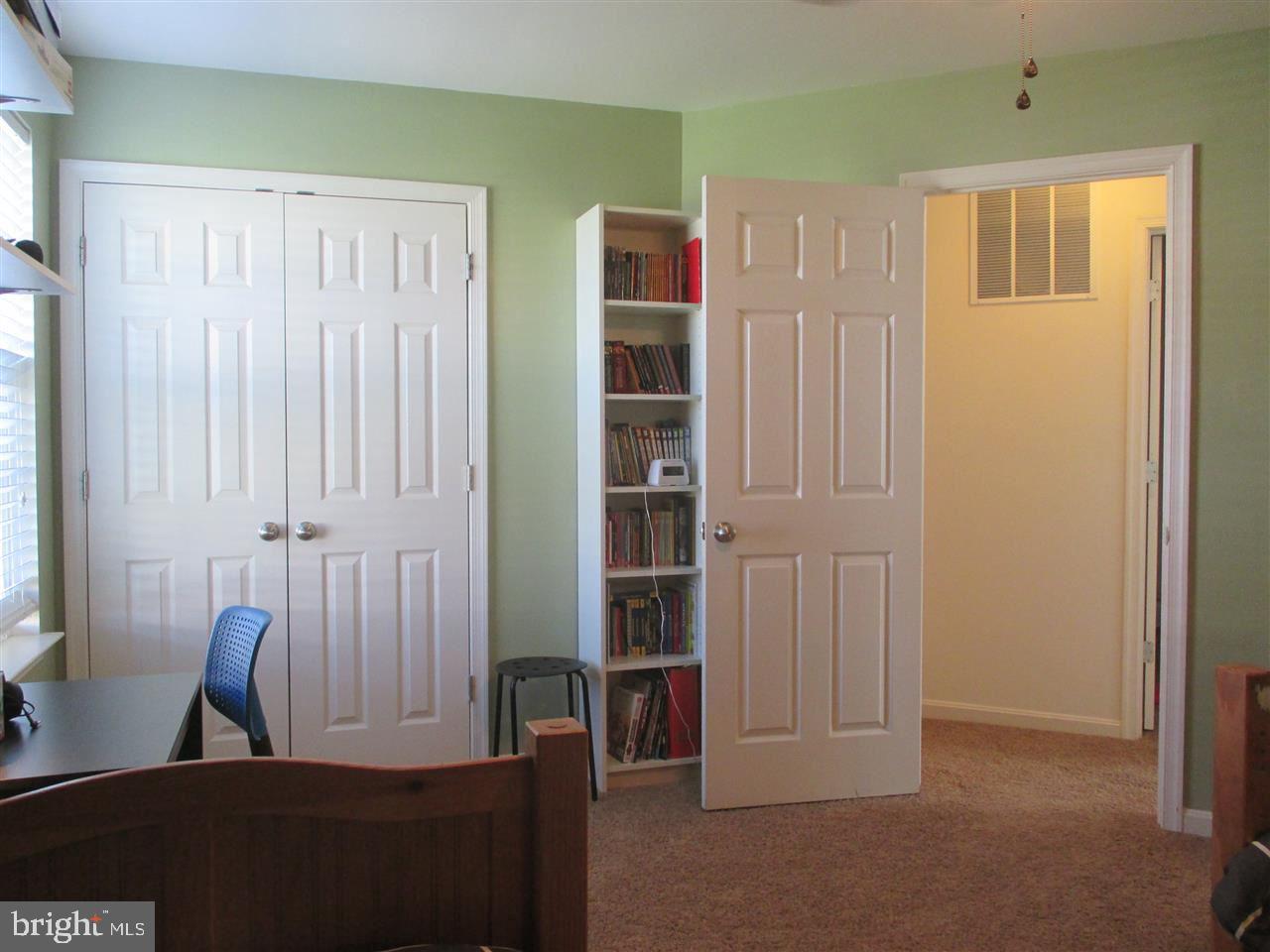 FARM LANE ESTATES - Residential