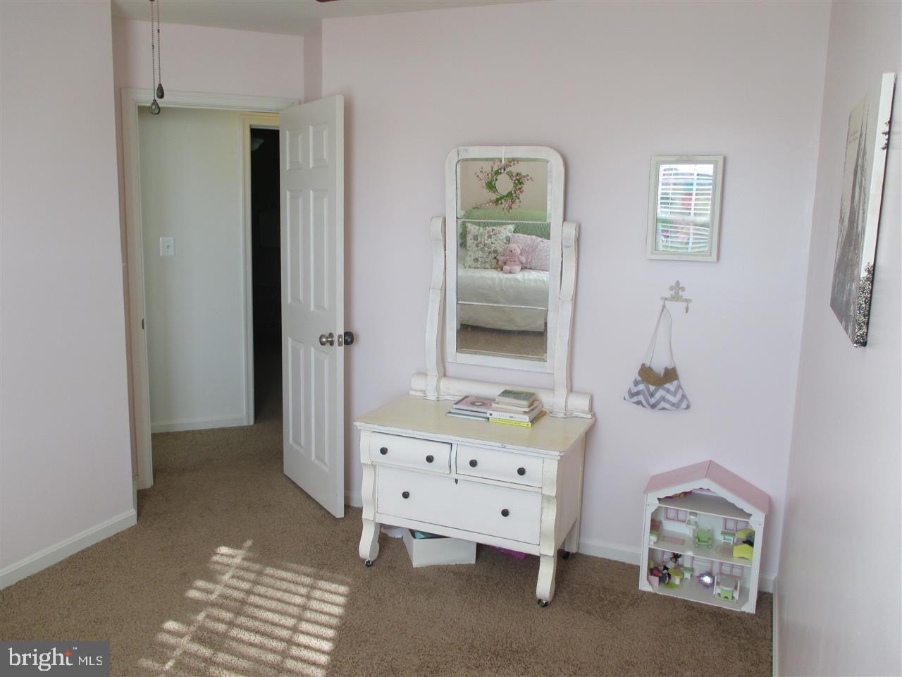 FARM LANE ESTATES - Residential