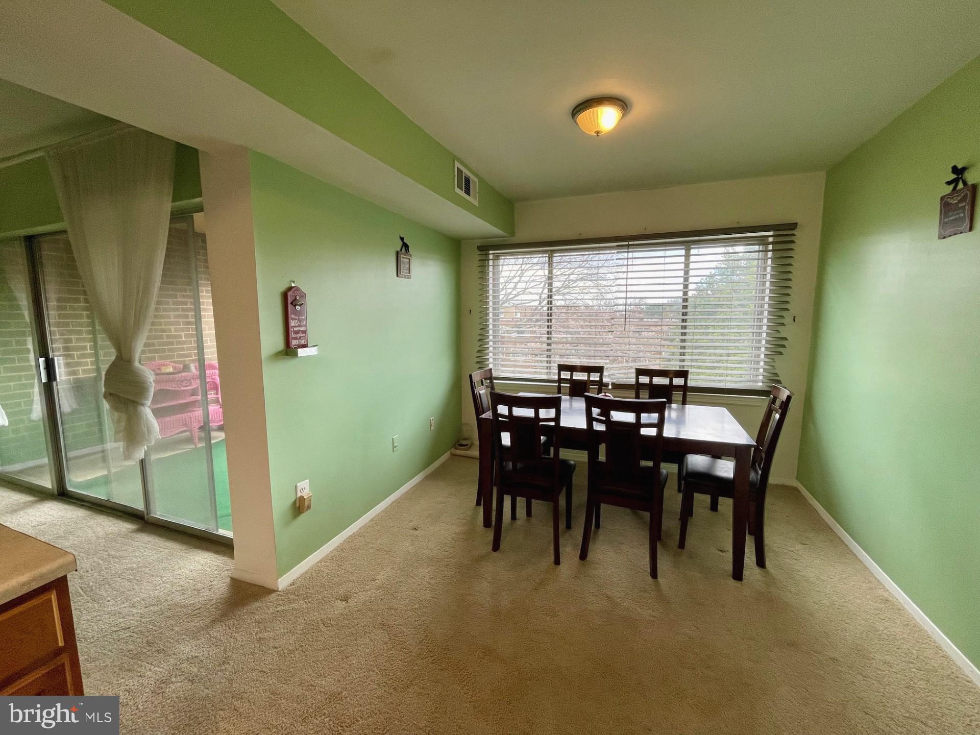 VILLA RIDGE CONDOMINIUM - Residential