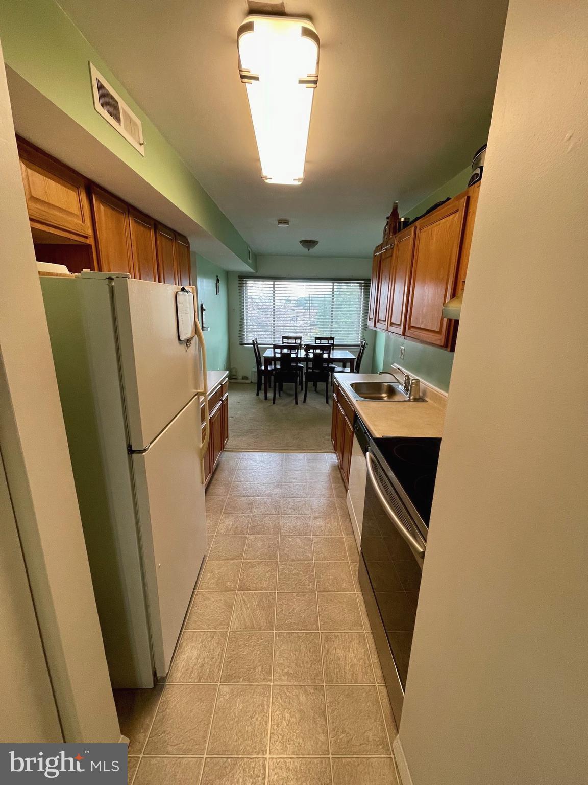 VILLA RIDGE CONDOMINIUM - Residential