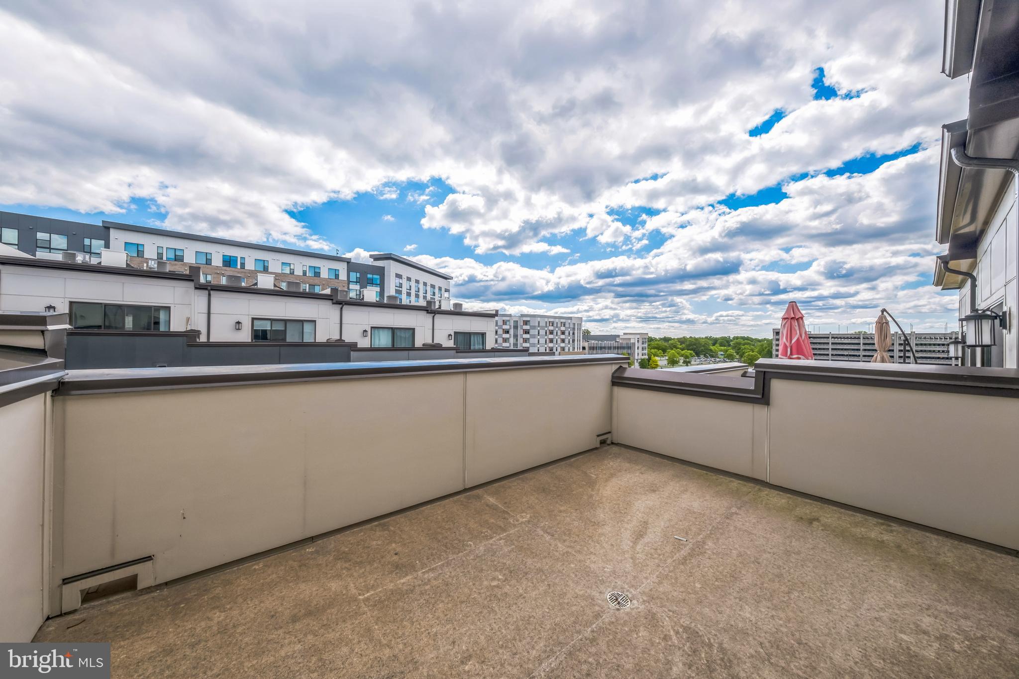 WESTSIDE AT SHADY GROVE - Residential