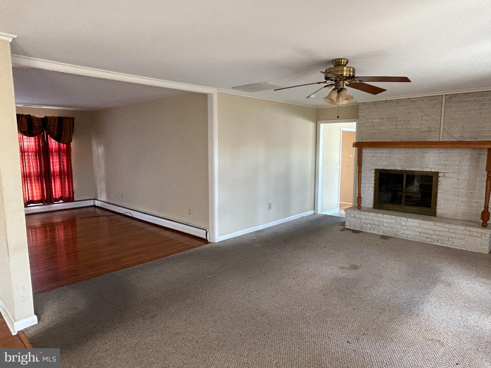 WOODLAND PARK - Residential