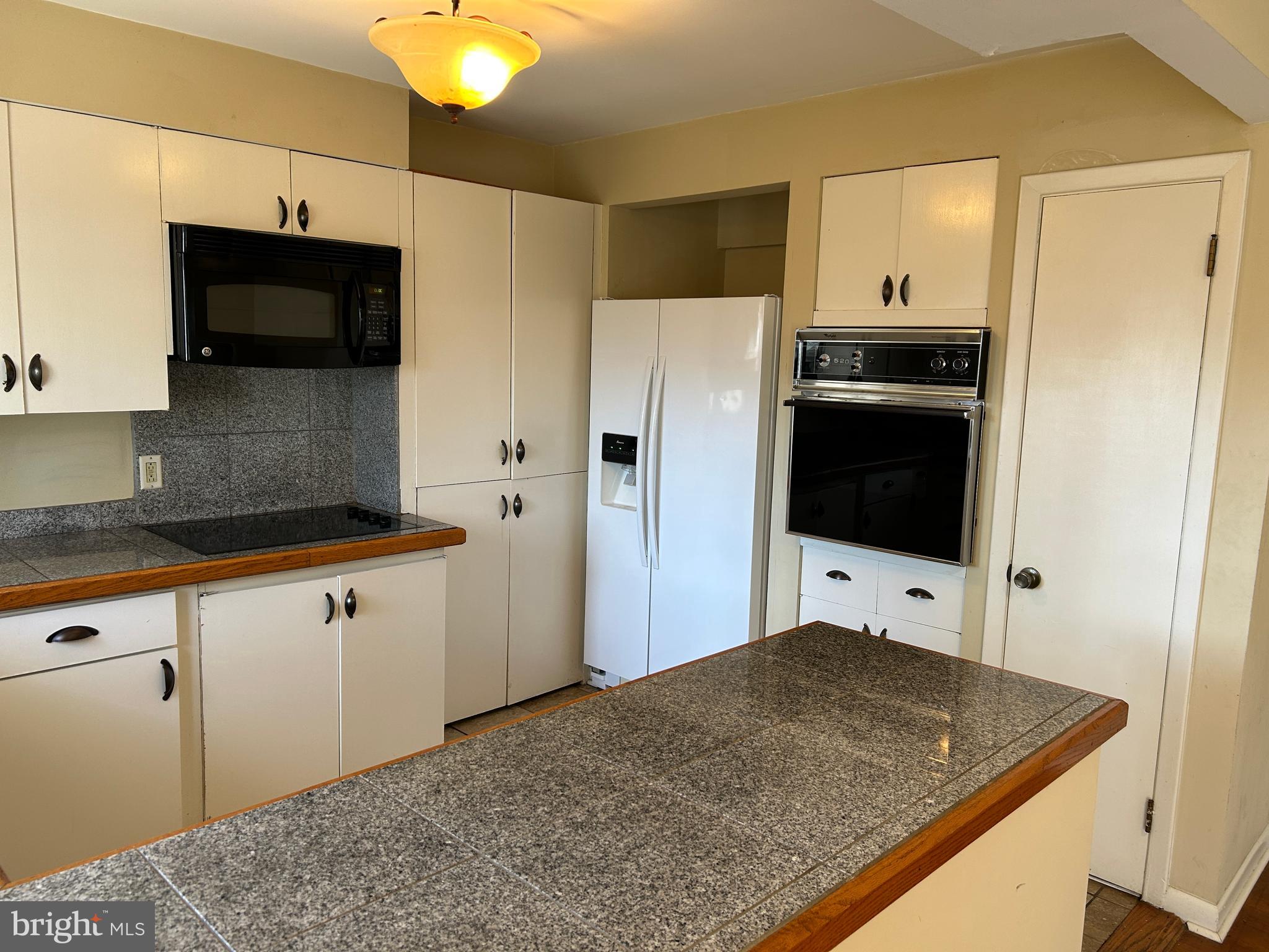 WOODLAND PARK - Residential