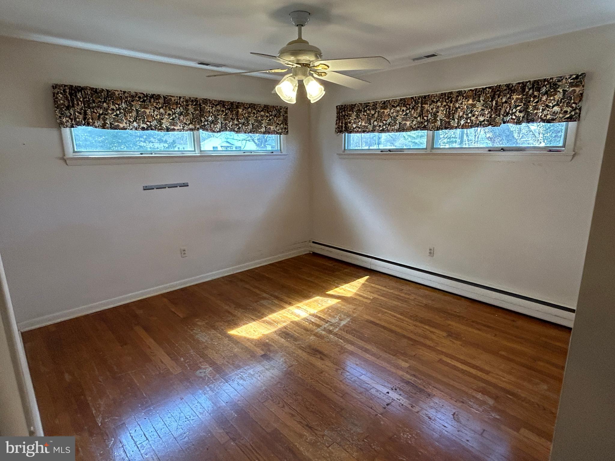 WOODLAND PARK - Residential