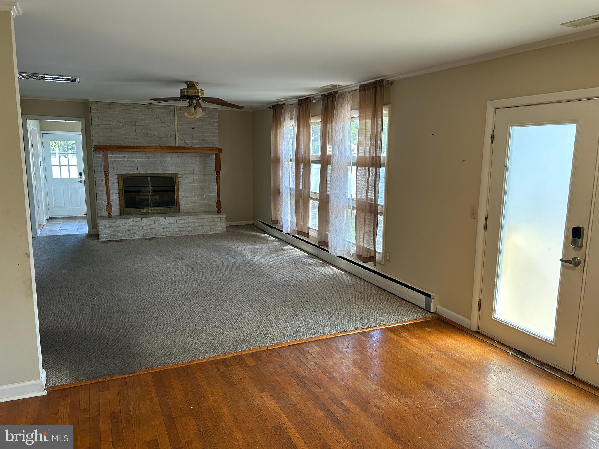 WOODLAND PARK - Residential