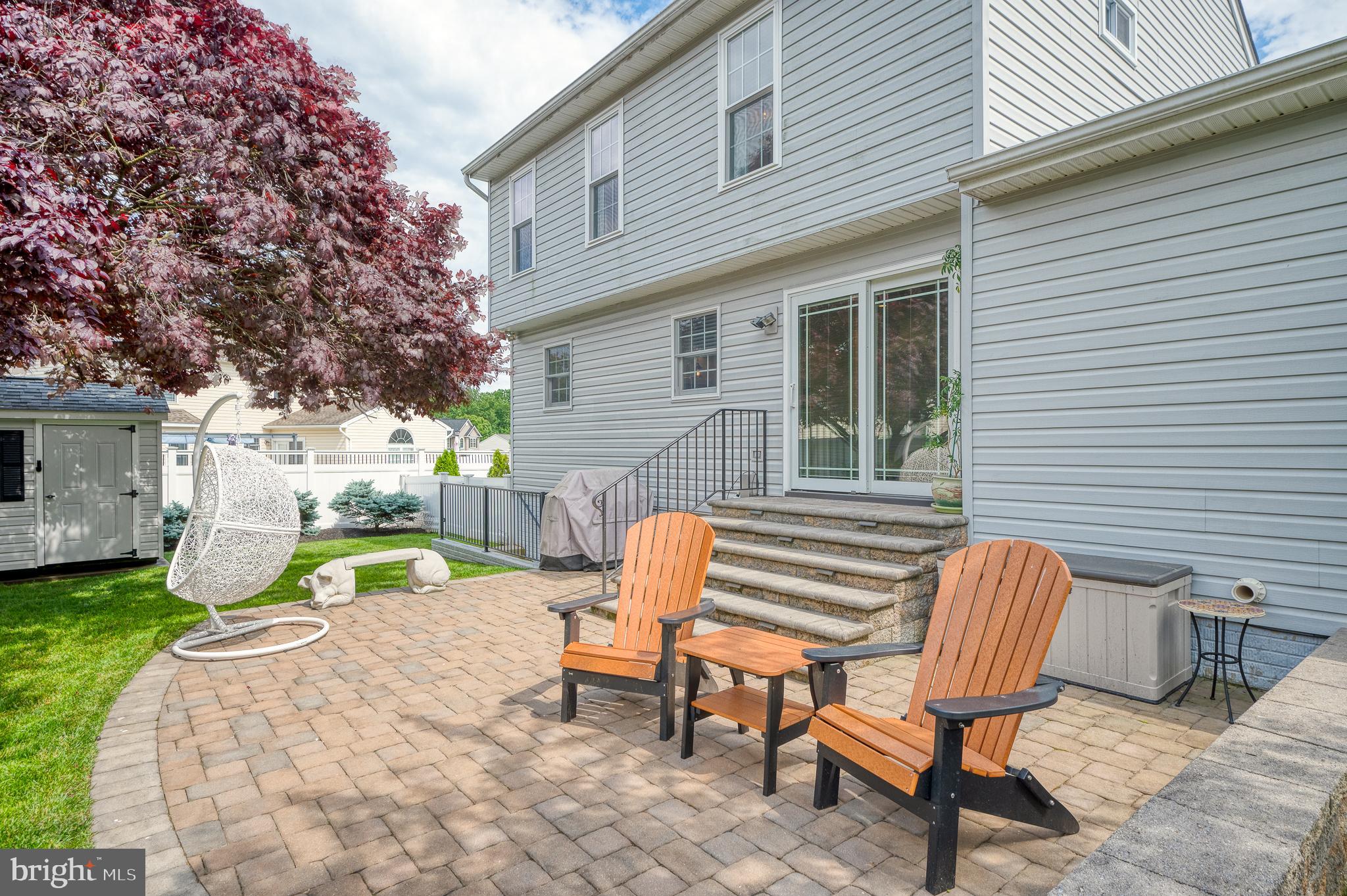 FOREST LAKES - Residential