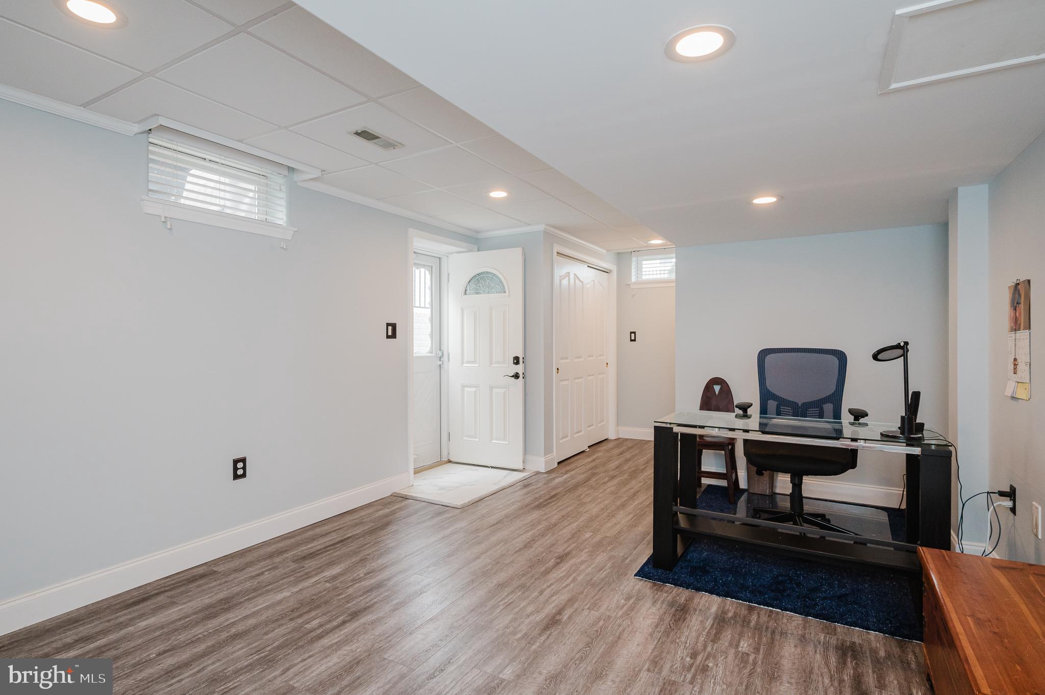 FOREST LAKES - Residential