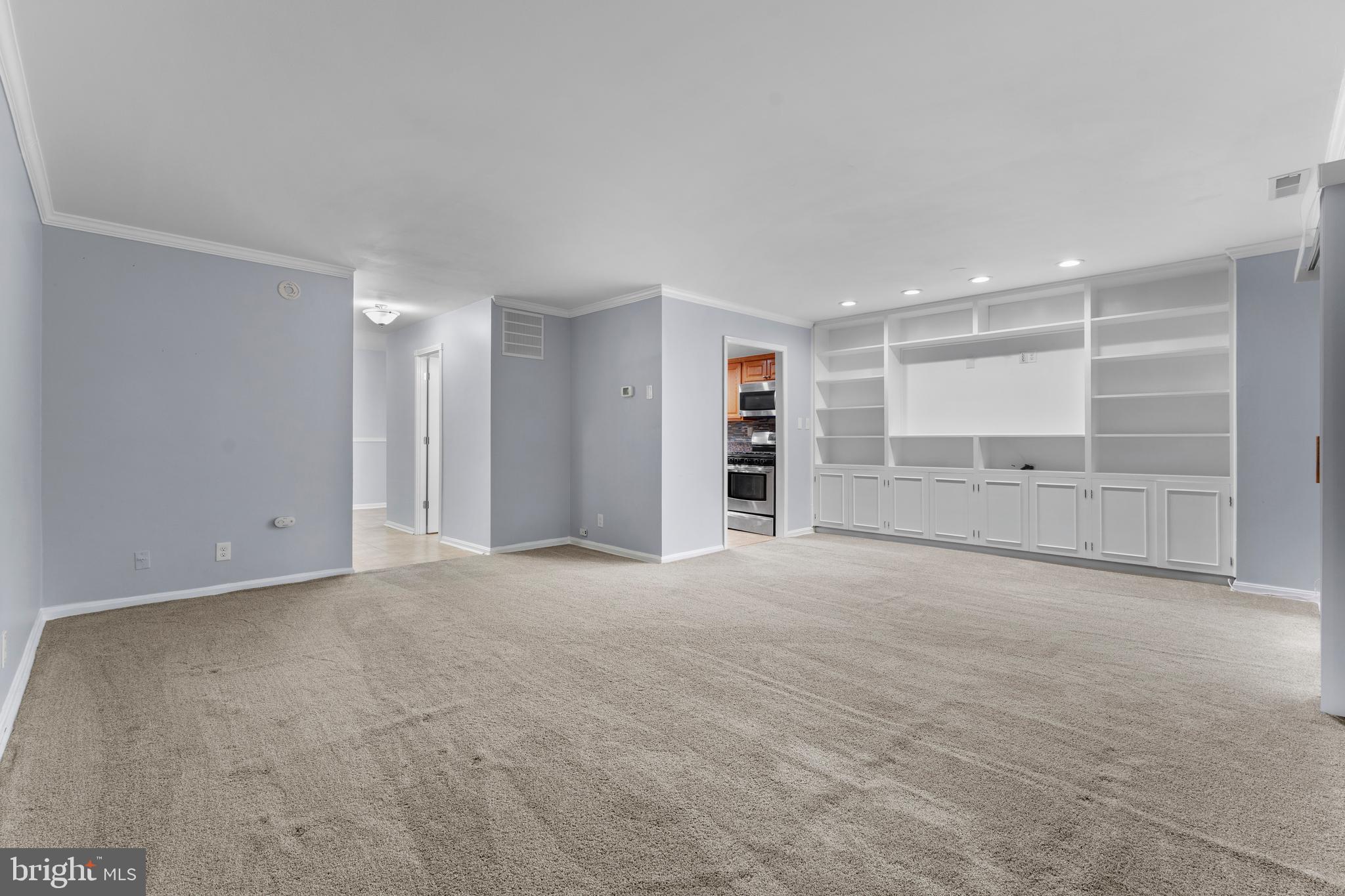 5914 WESTCHESTER PARK DRIVE