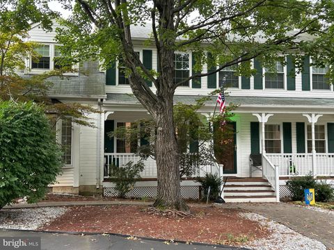 5678 ROUNDTREE DRIVE WOODBRIDGE VA 22193