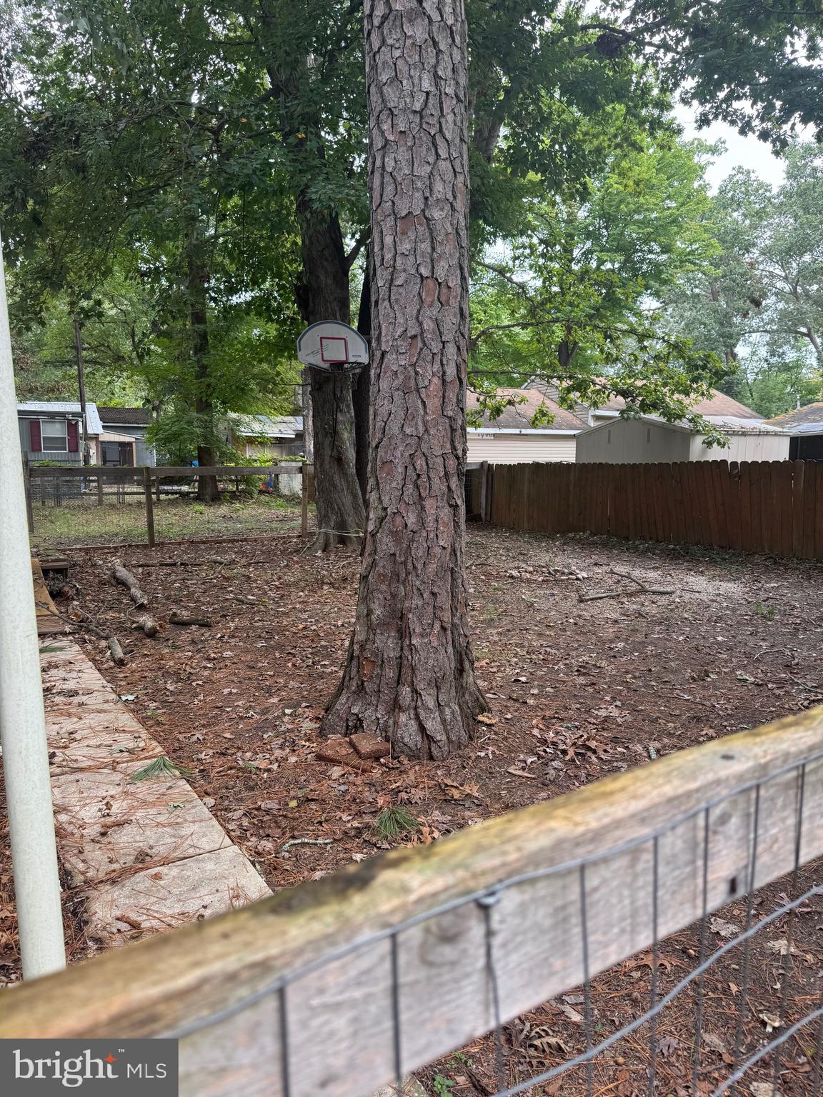 RIVERDALE PARK - Residential