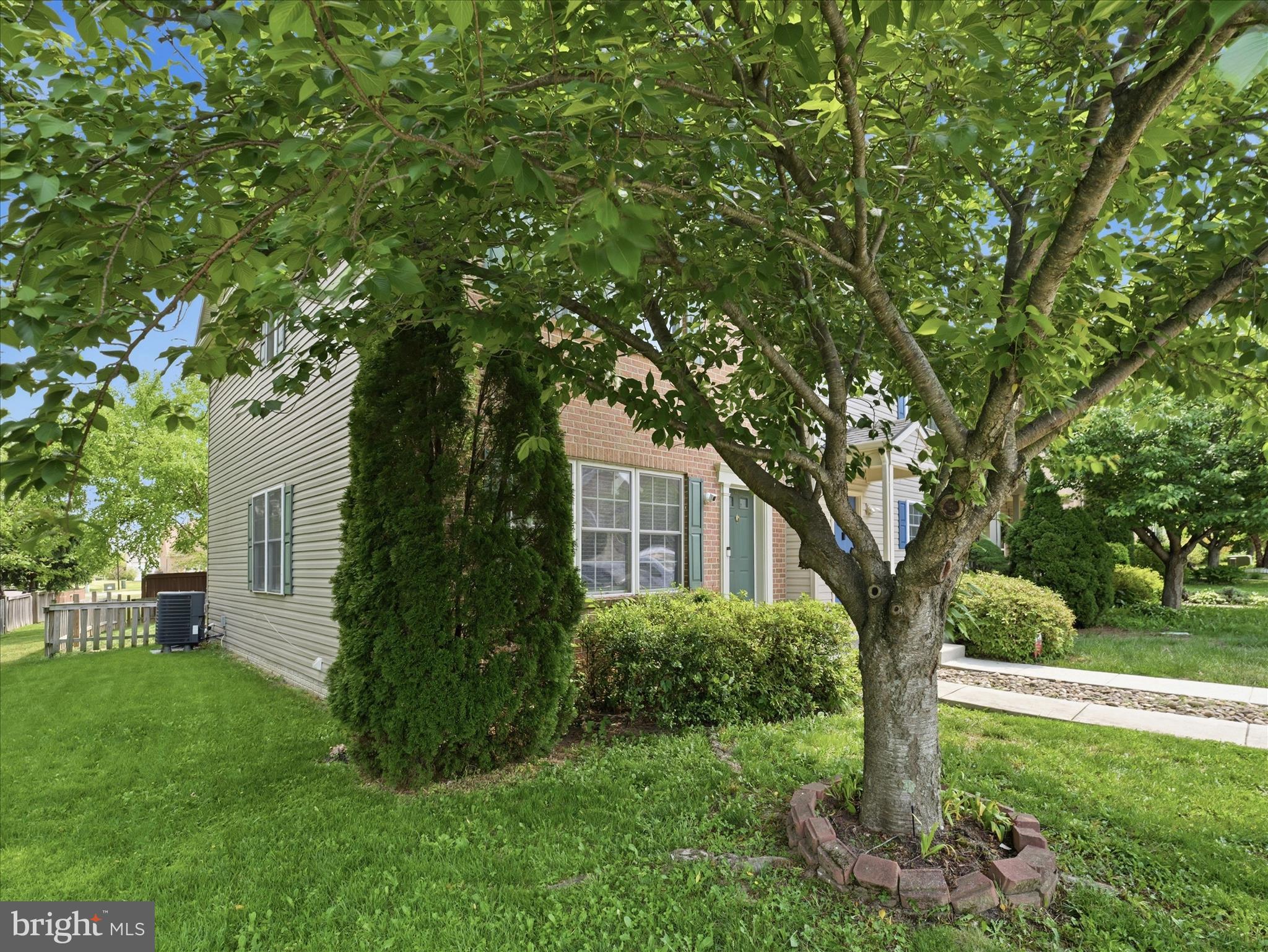 HAMMONDS MILL - Residential