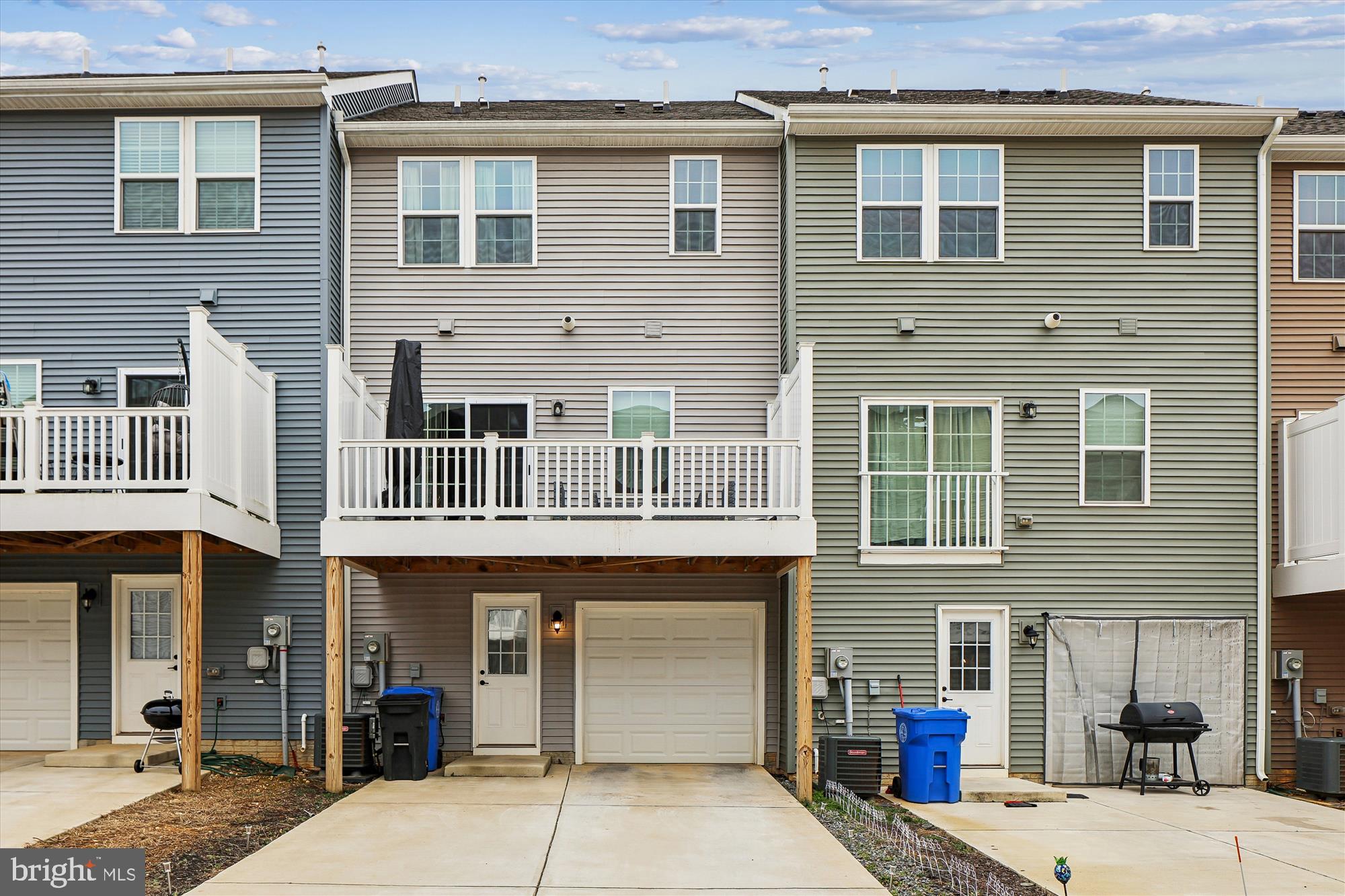 ANCHOR POINT - Residential