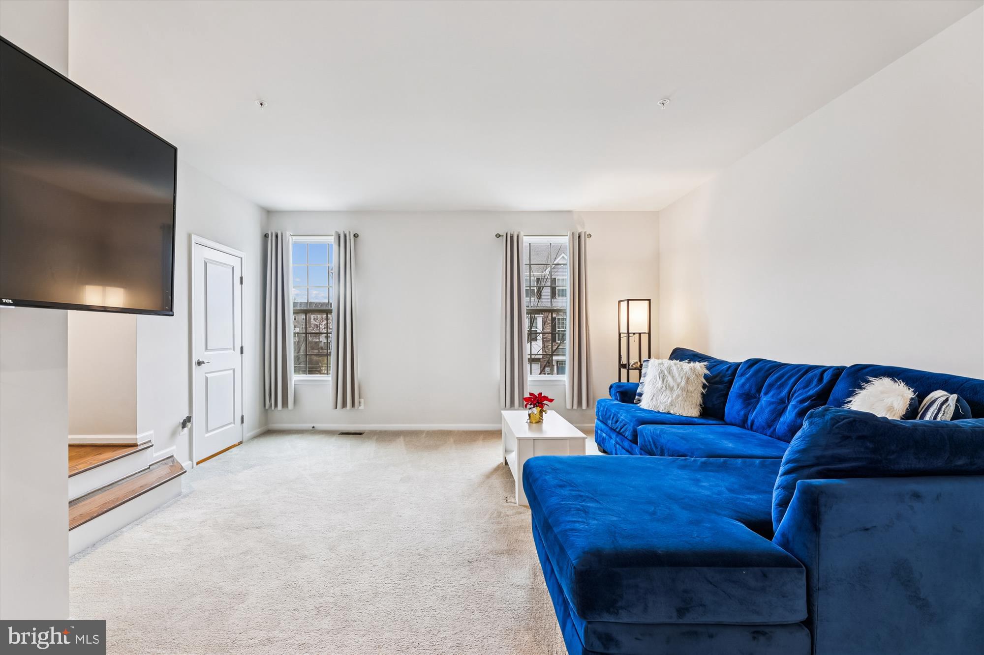 ANCHOR POINT - Residential