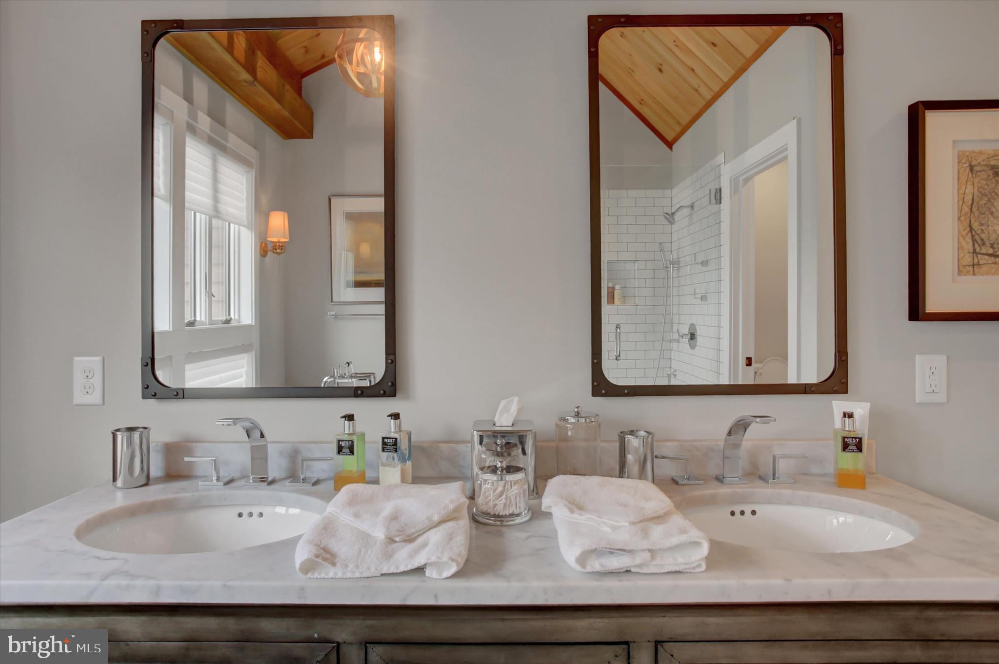 LENWOOD HEIGHTS - Residential