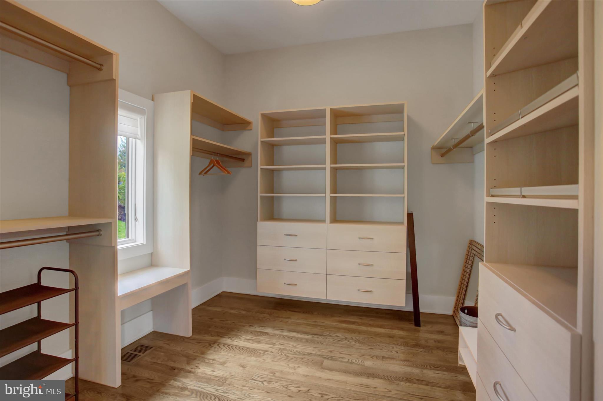 LENWOOD HEIGHTS - Residential