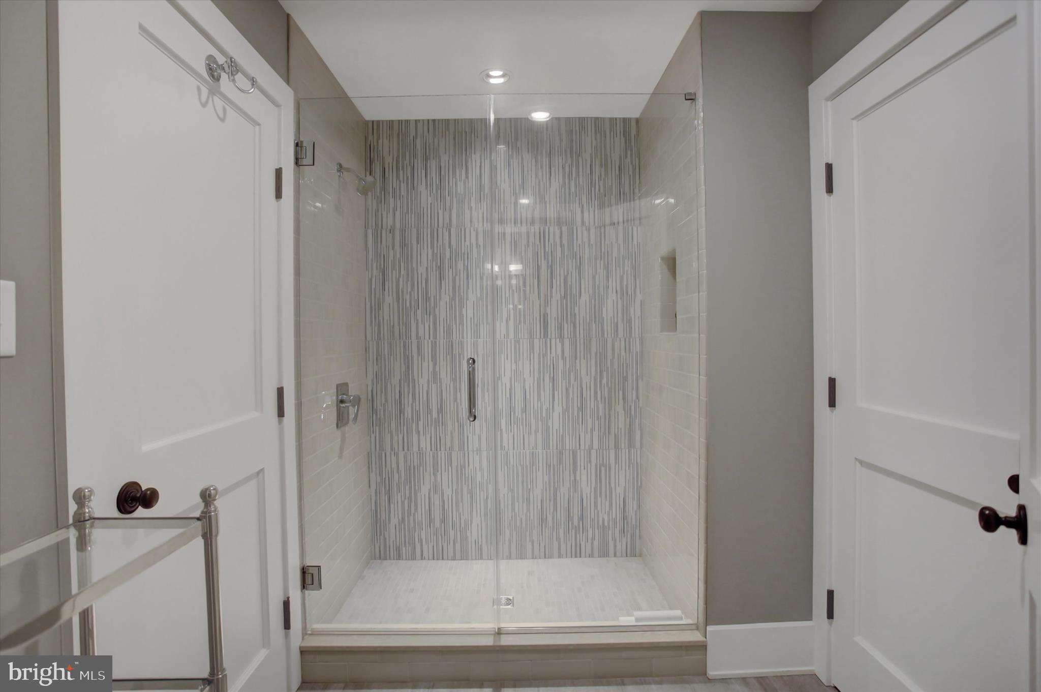 LENWOOD HEIGHTS - Residential