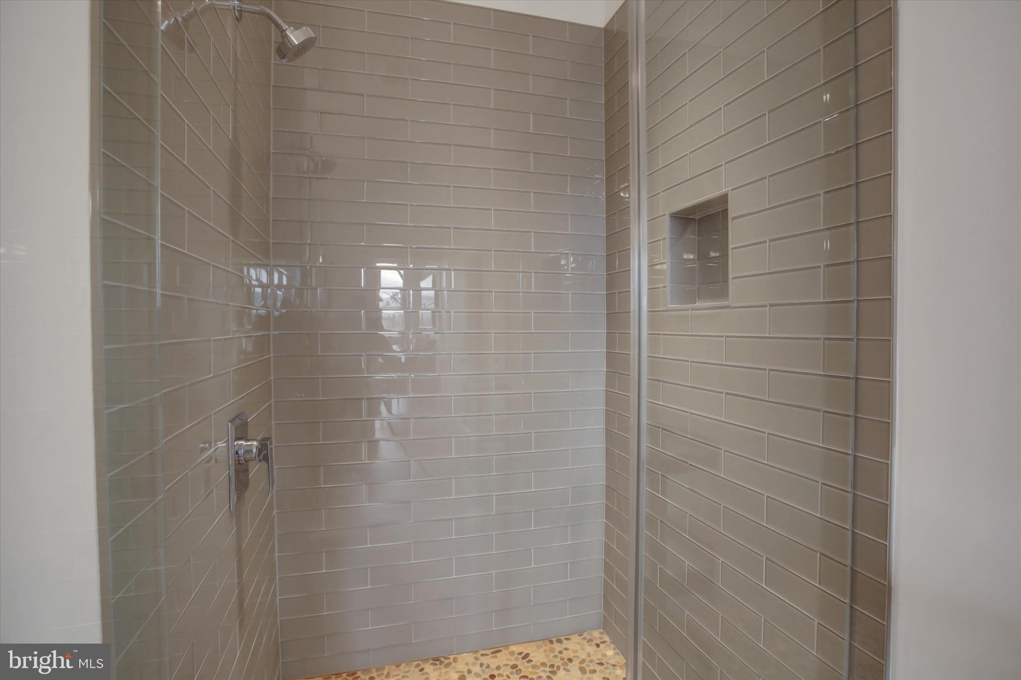 LENWOOD HEIGHTS - Residential