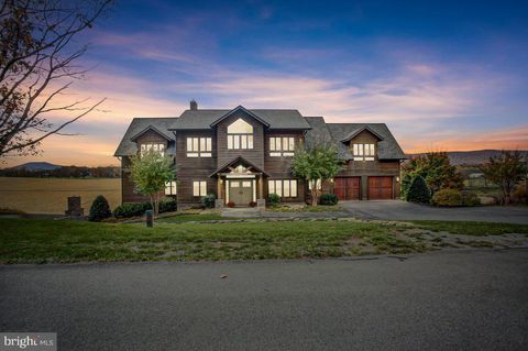 6573 IRVINE DRIVE MERCERSBURG PA 17236