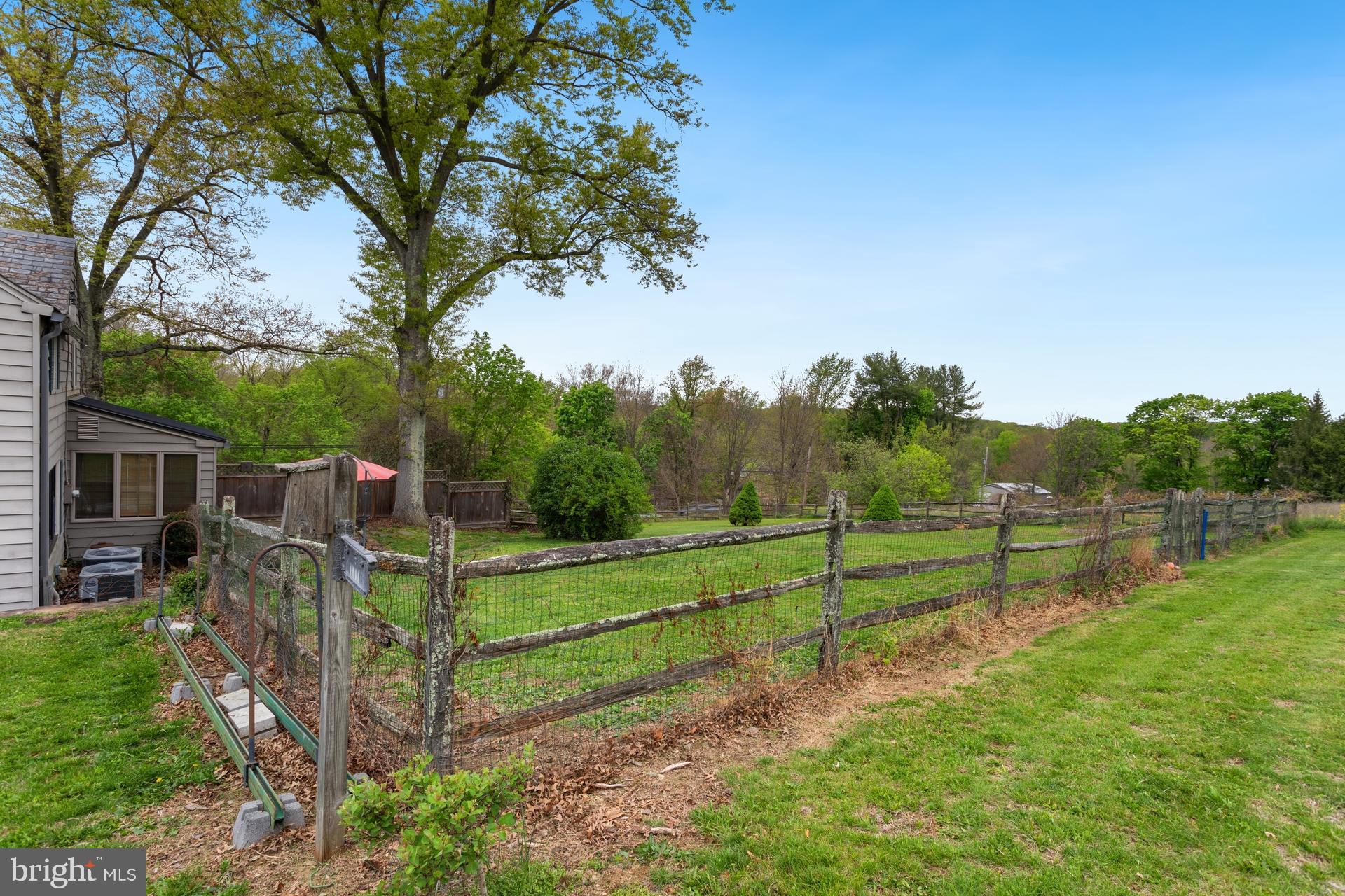 DOYLESTOWN - Residential