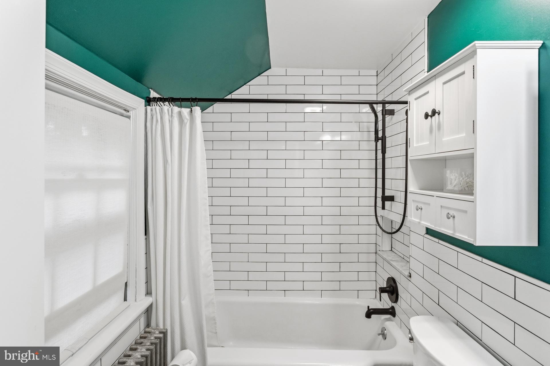 DOYLESTOWN - Residential