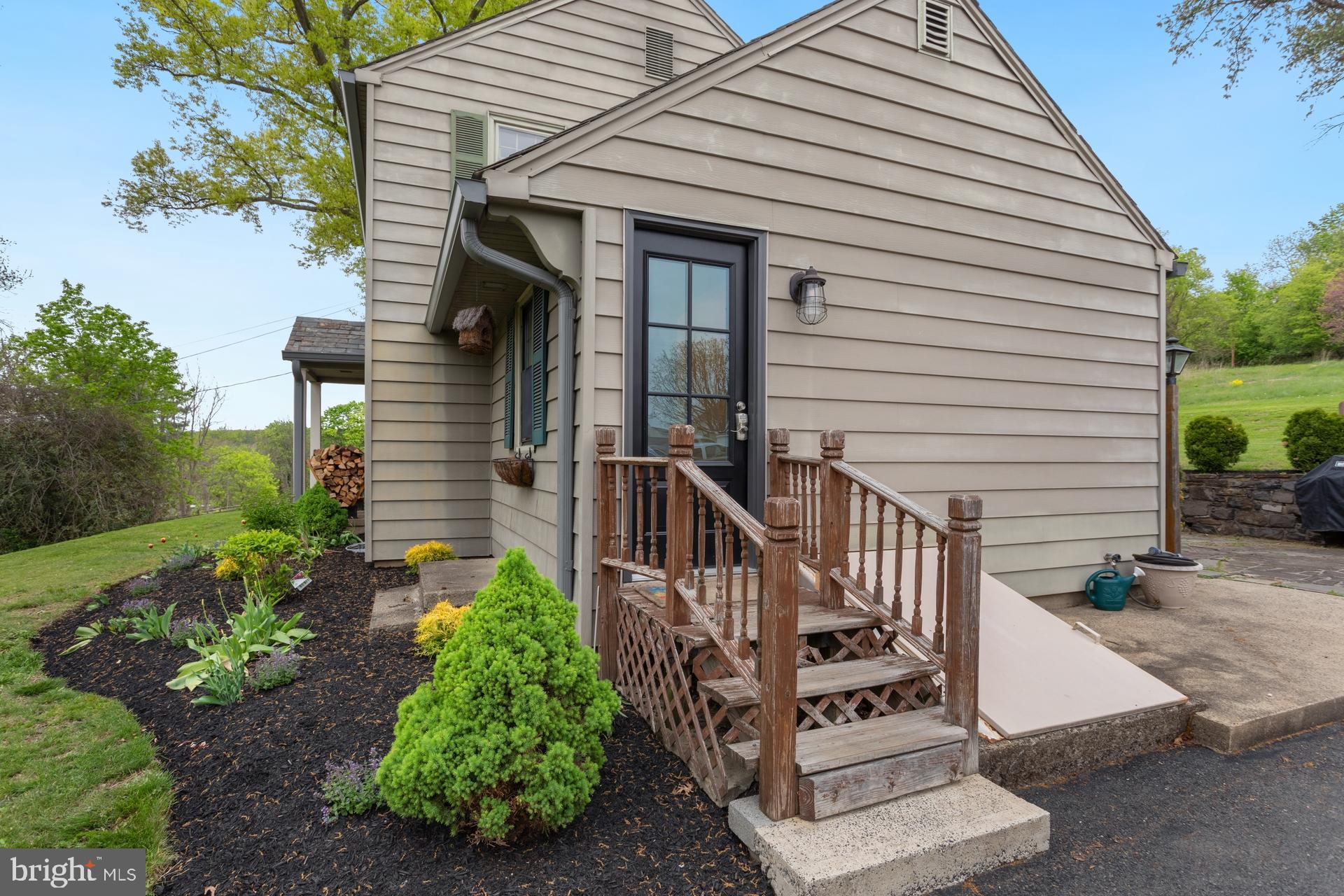 DOYLESTOWN - Residential