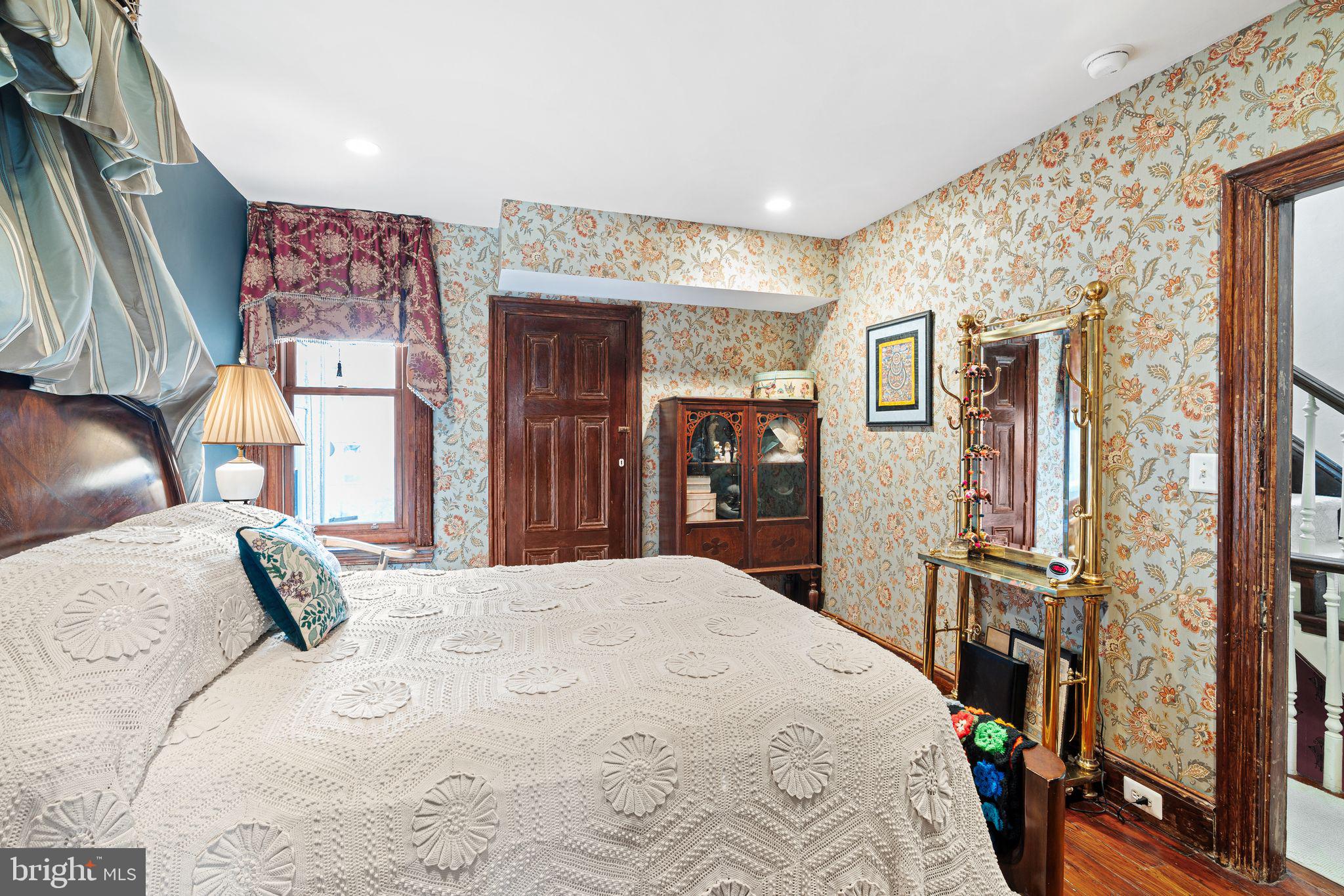 FRANCISVILLE - Residential