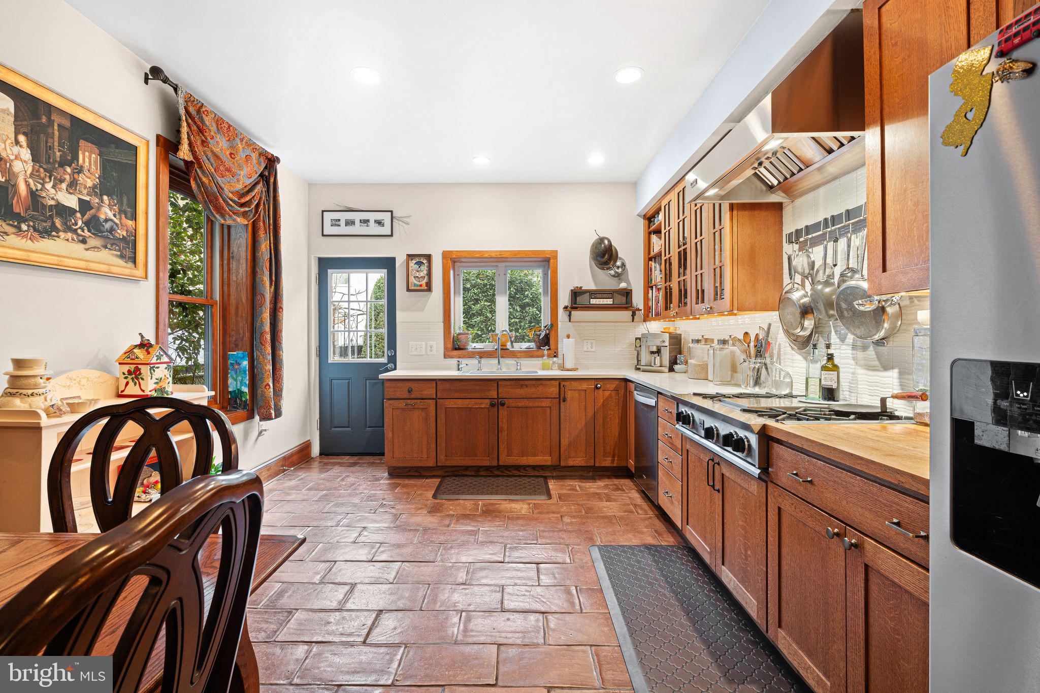 FRANCISVILLE - Residential