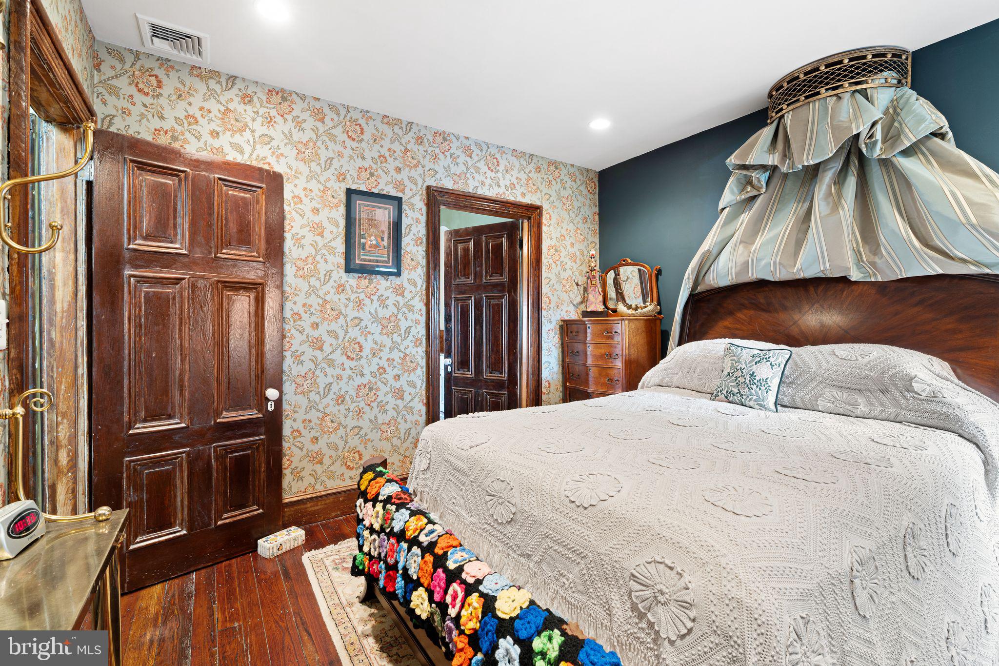 FRANCISVILLE - Residential