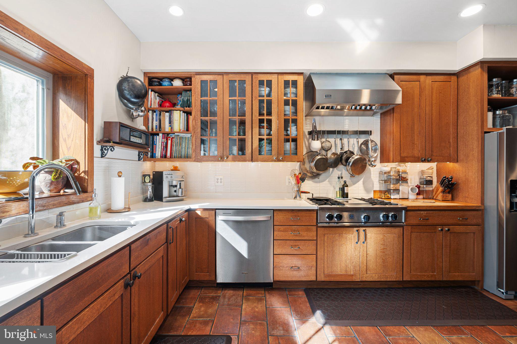 FRANCISVILLE - Residential