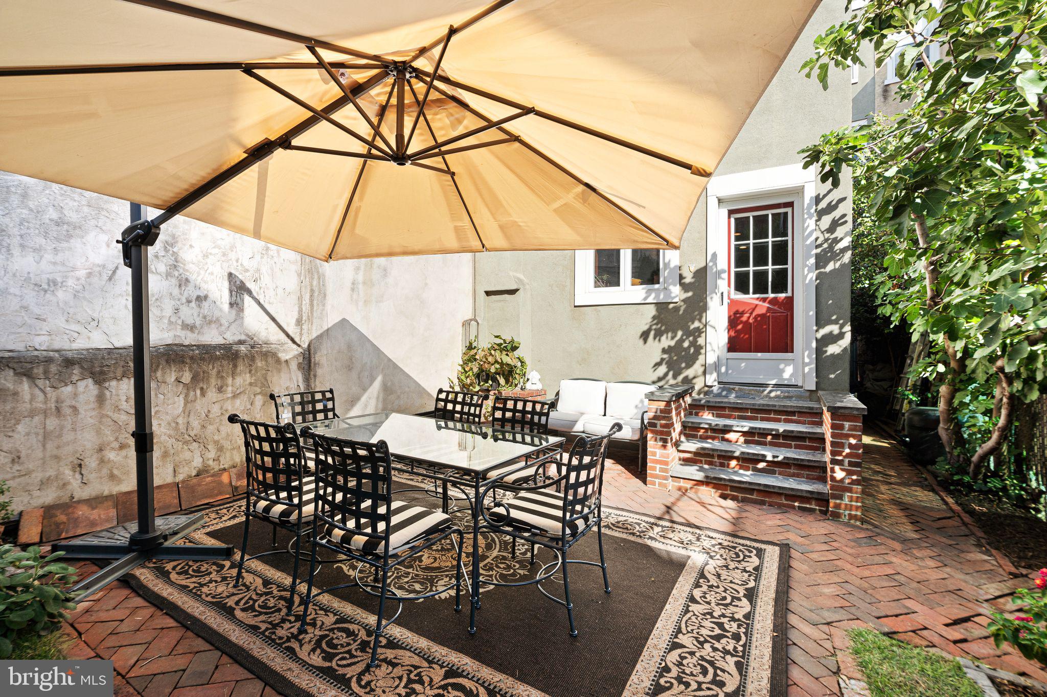 FRANCISVILLE - Residential