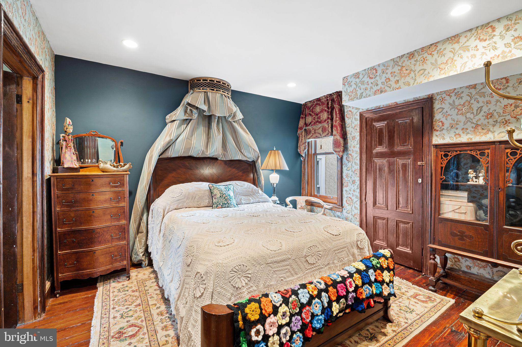 FRANCISVILLE - Residential