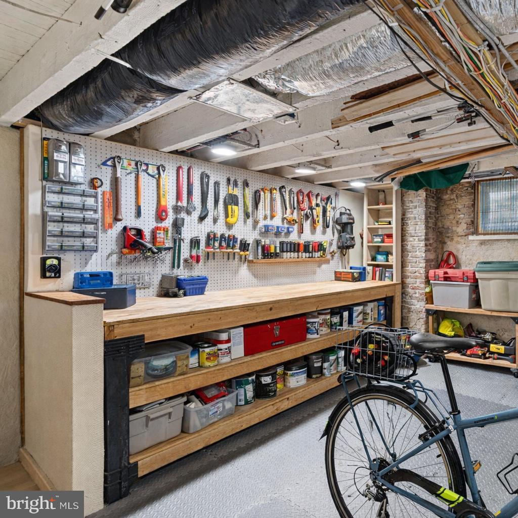 FRANCISVILLE - Residential